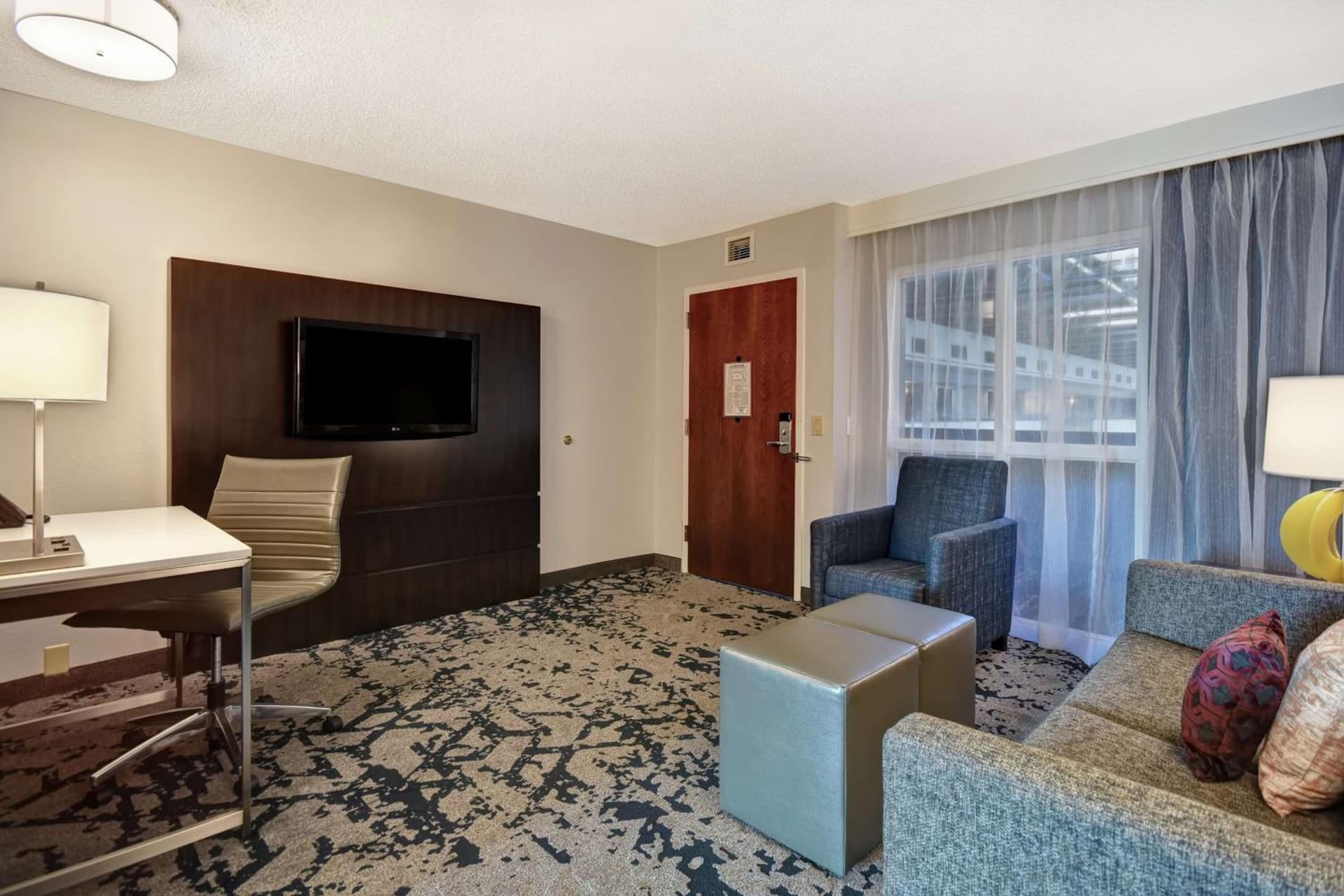 Embassy Suites Montgomery - Hotel & Conference Center gallery photo in Montgomery, AL — image 35