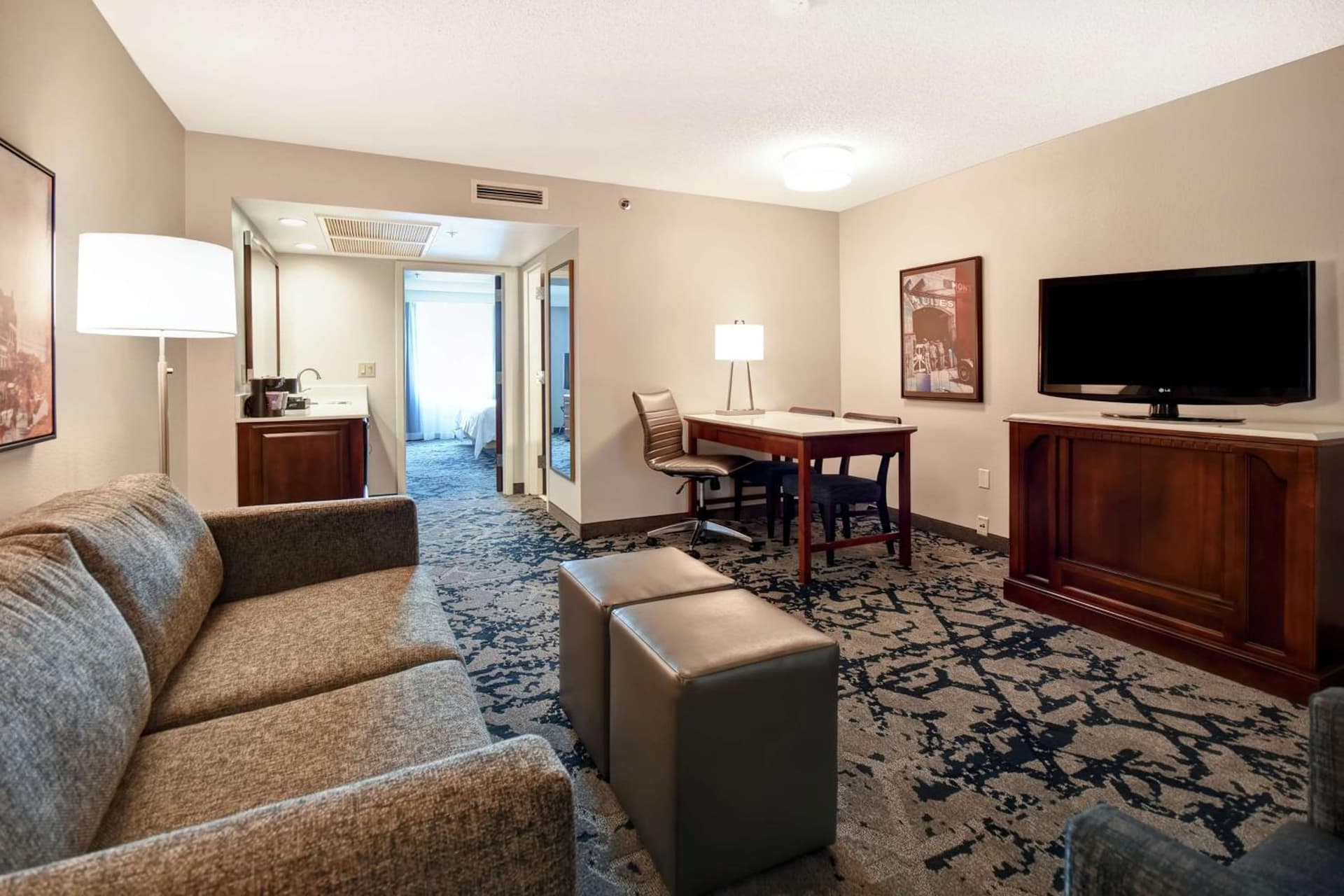 Embassy Suites Montgomery - Hotel & Conference Center gallery photo in Montgomery, AL — image 48