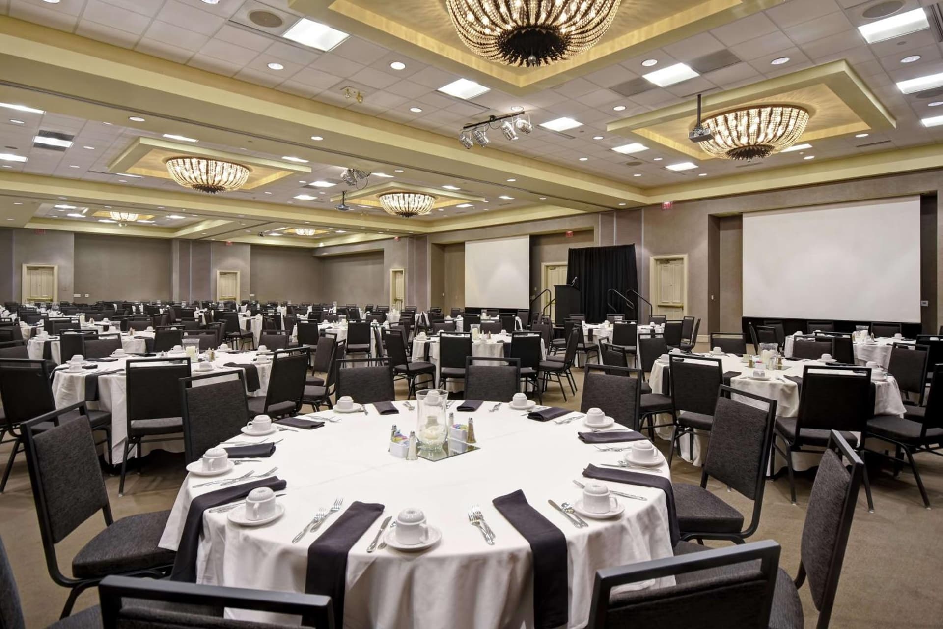 Embassy Suites Montgomery - Hotel & Conference Center gallery photo in Montgomery, AL — image 29