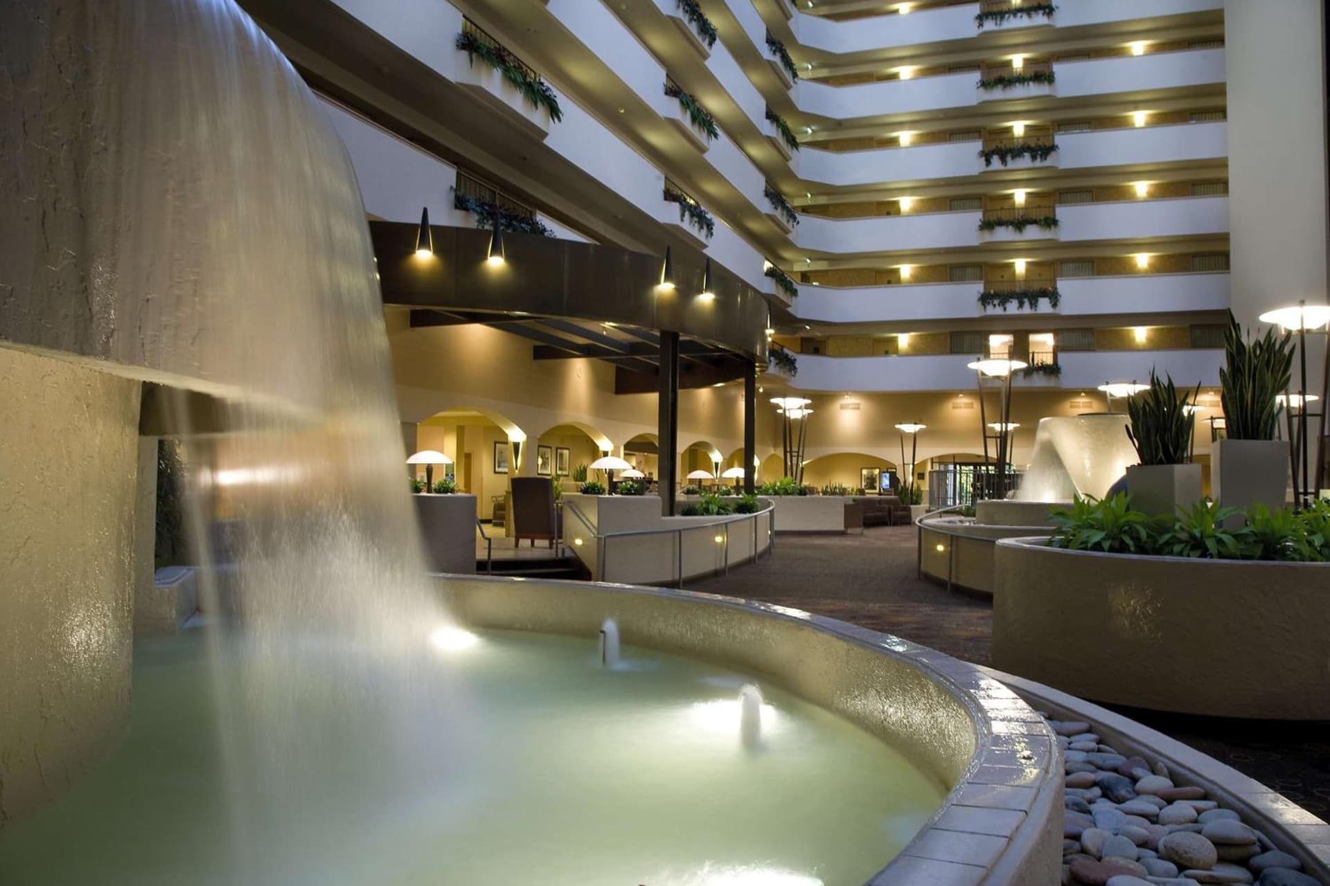 Embassy Suites by Hilton Kansas City International Airport gallery photo in Kansas City, KS — image 51