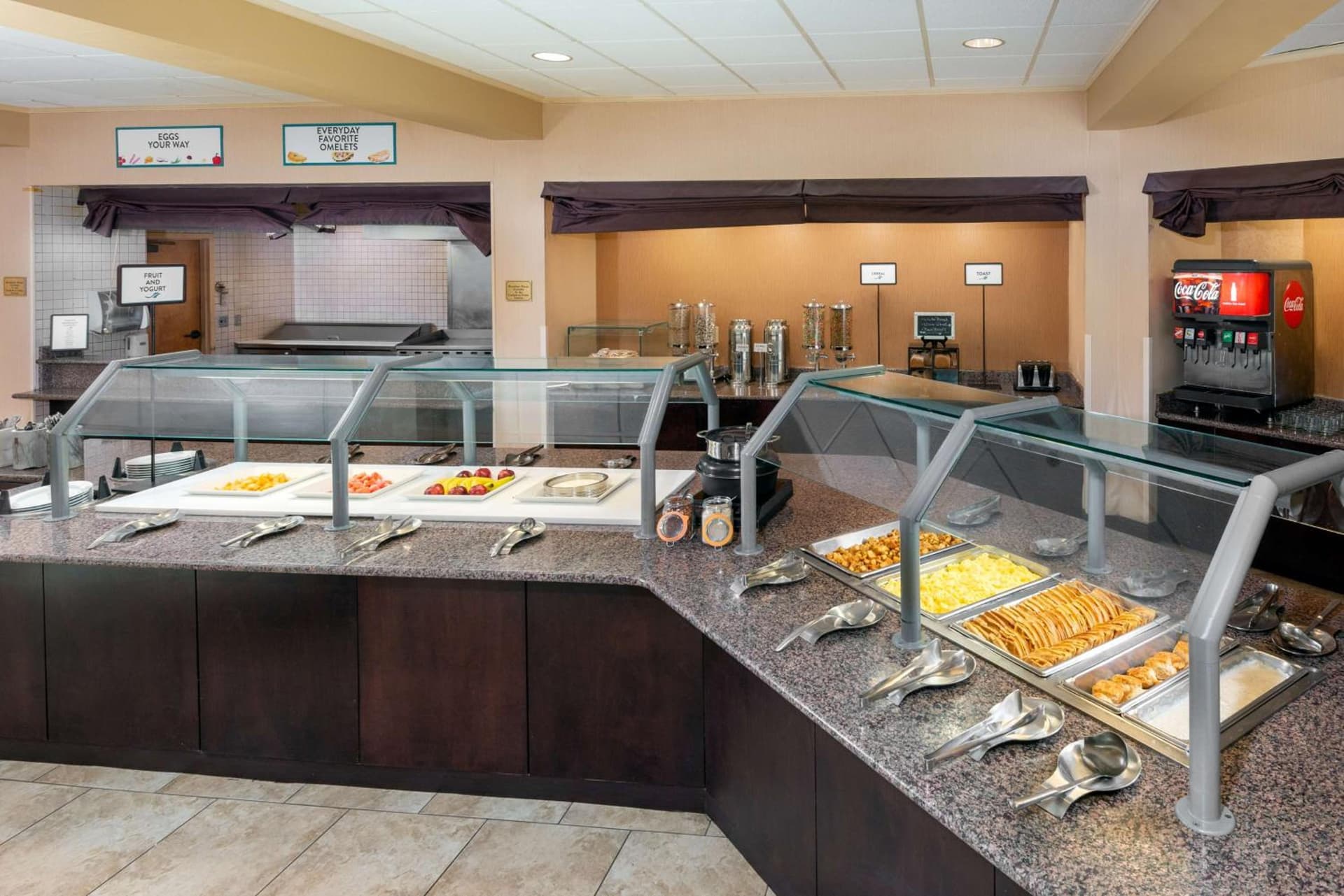 Embassy Suites by Hilton Kansas City International Airport gallery photo in Kansas City, KS — image 23