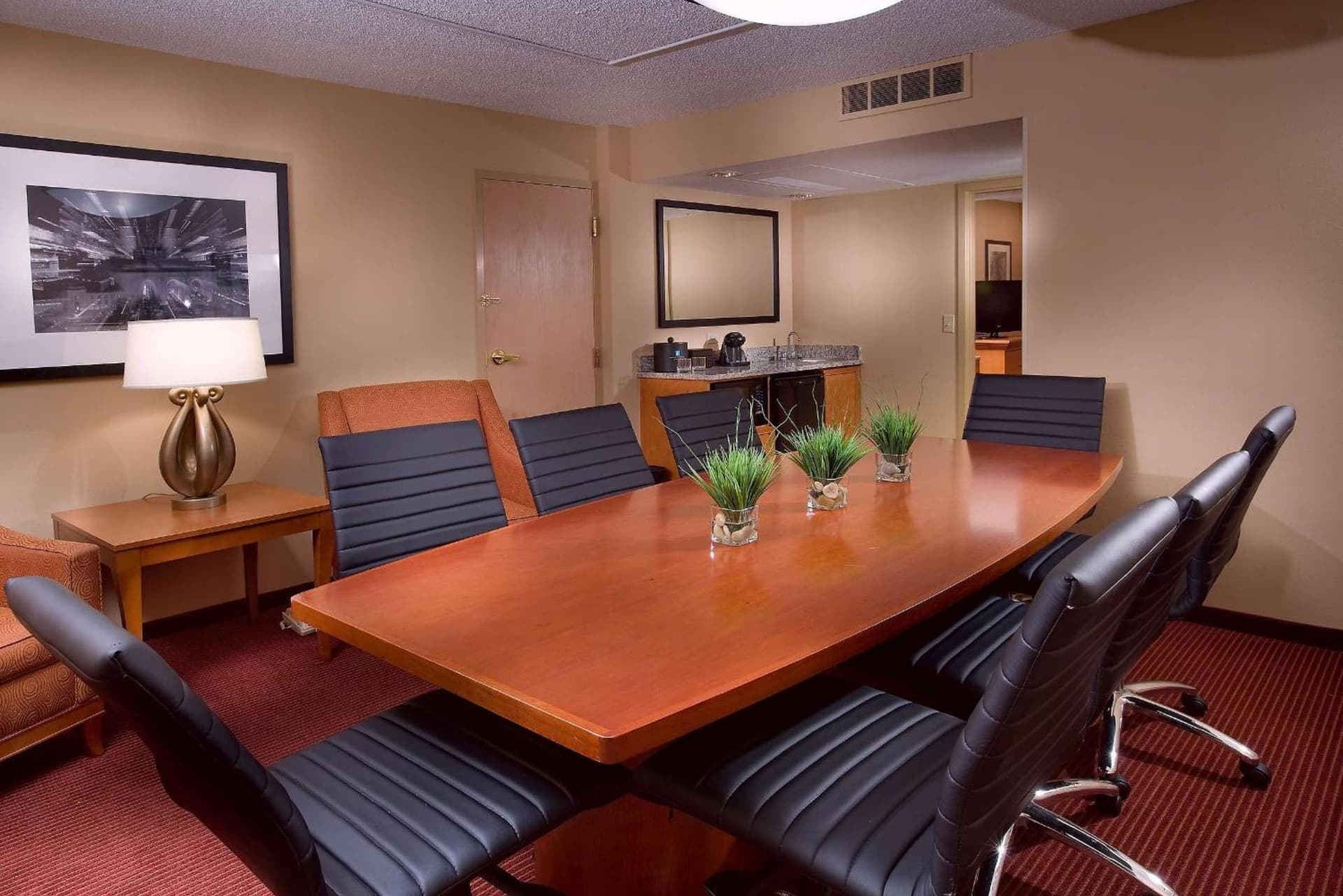 Embassy Suites by Hilton Kansas City International Airport gallery photo in Kansas City, KS — image 61