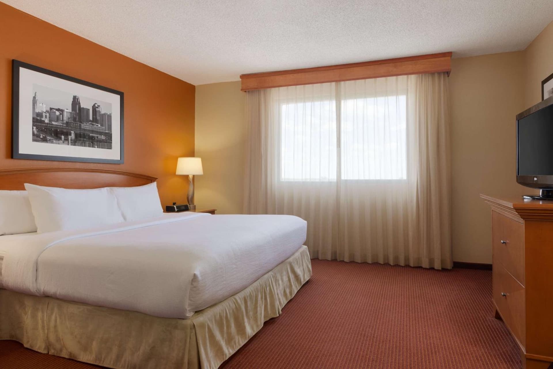 Embassy Suites by Hilton Kansas City International Airport gallery photo in Kansas City, KS — image 54
