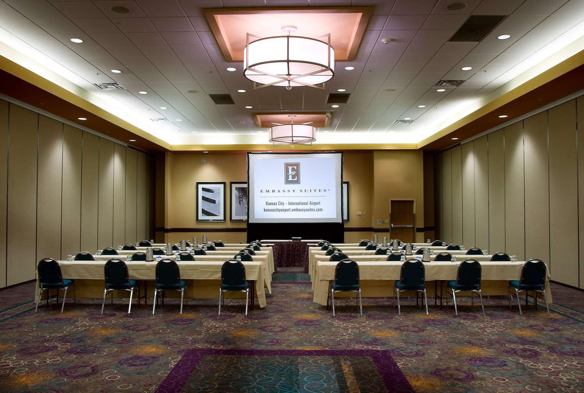 Embassy Suites by Hilton Kansas City International Airport gallery photo in Kansas City, KS — image 59