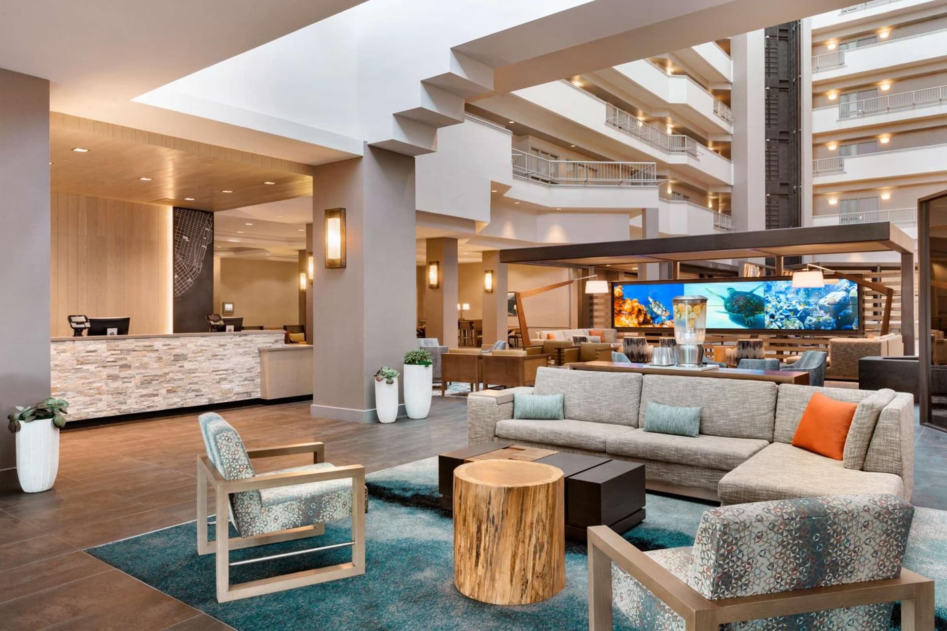 Embassy Suites by Hilton Monterey Bay Seaside gallery photo in Seaside, CA — image 21