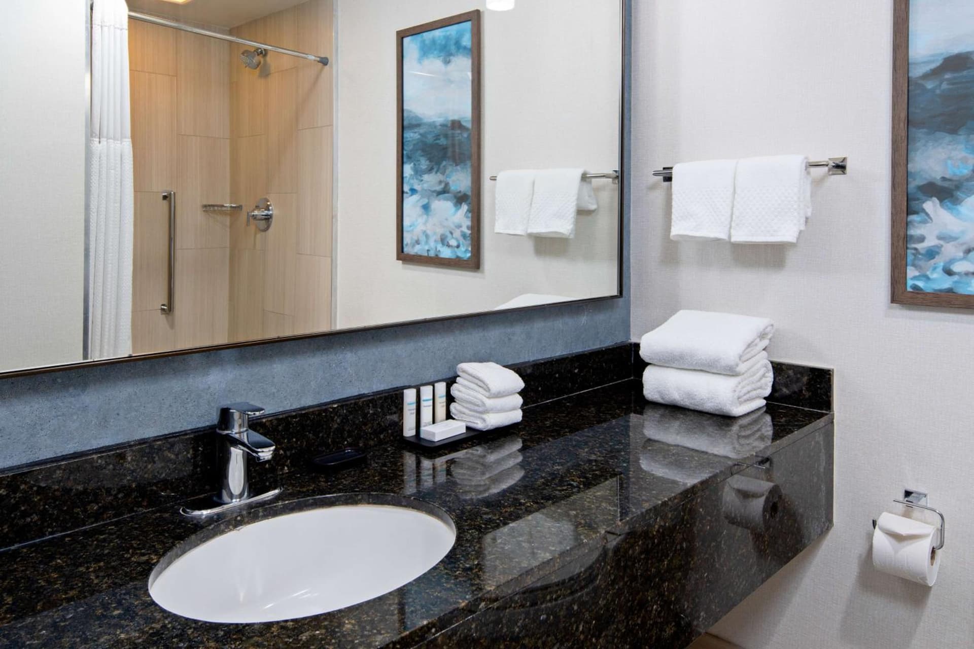 Embassy Suites by Hilton Monterey Bay Seaside gallery photo in Seaside, CA — image 35