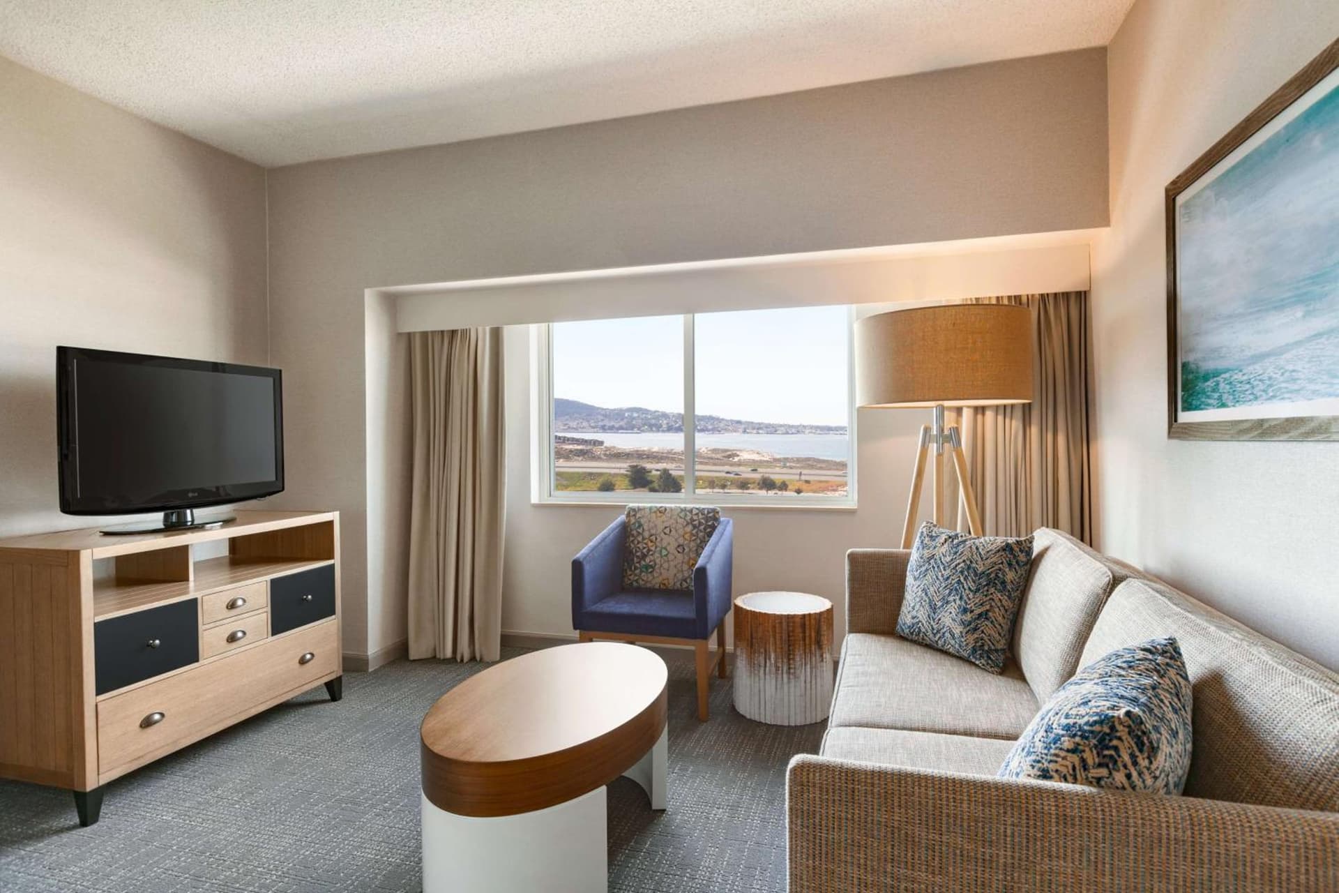Embassy Suites by Hilton Monterey Bay Seaside gallery photo in Seaside, CA — image 48