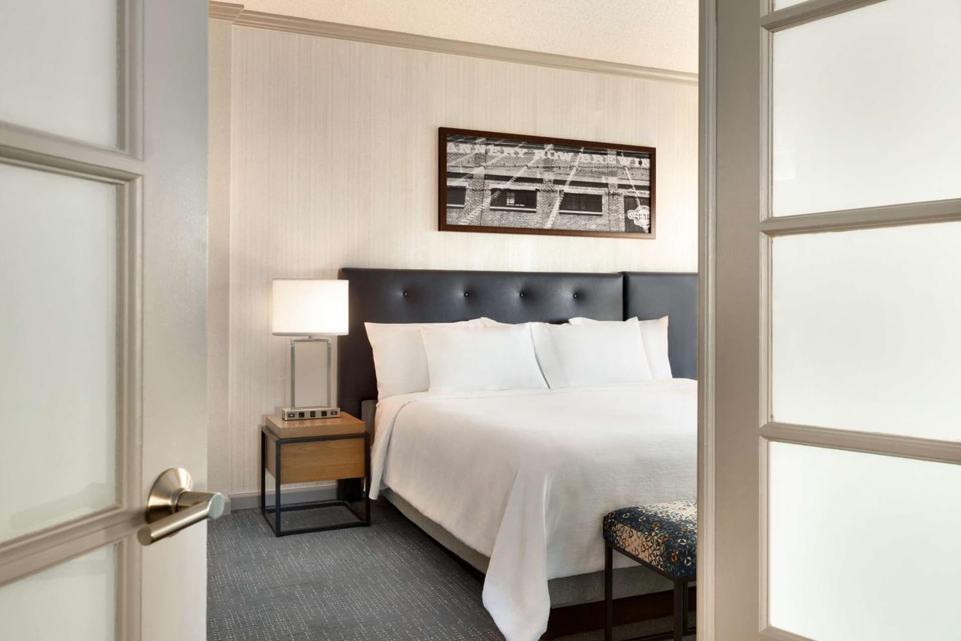 Embassy Suites by Hilton Monterey Bay Seaside gallery photo in Seaside, CA — image 13