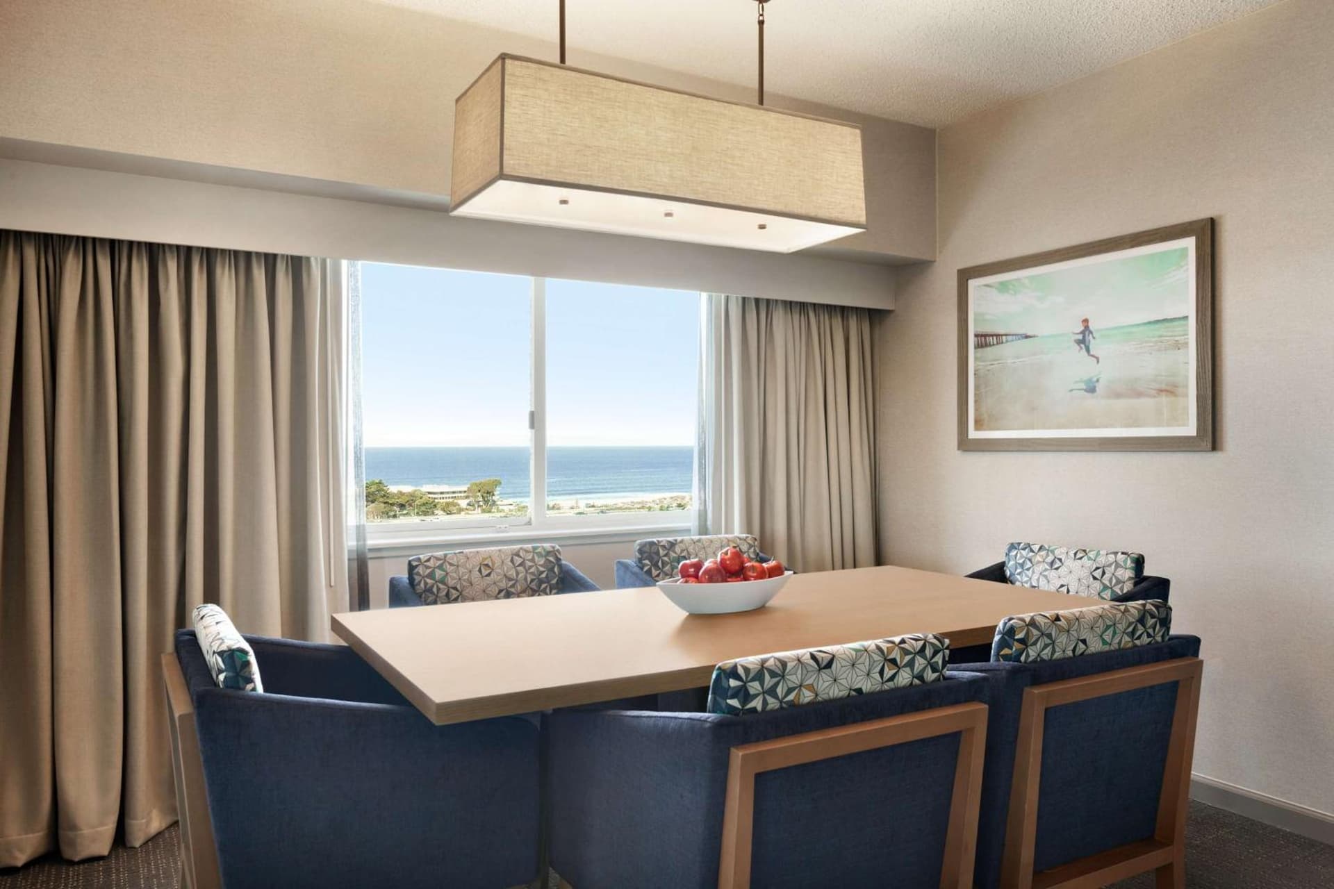 Embassy Suites by Hilton Monterey Bay Seaside gallery photo in Seaside, CA — image 17