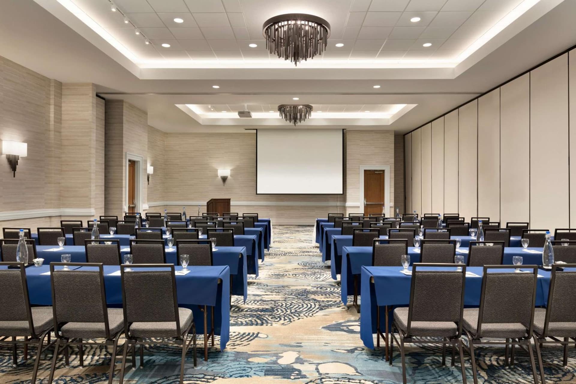 Embassy Suites by Hilton Monterey Bay Seaside gallery photo in Seaside, CA — image 40