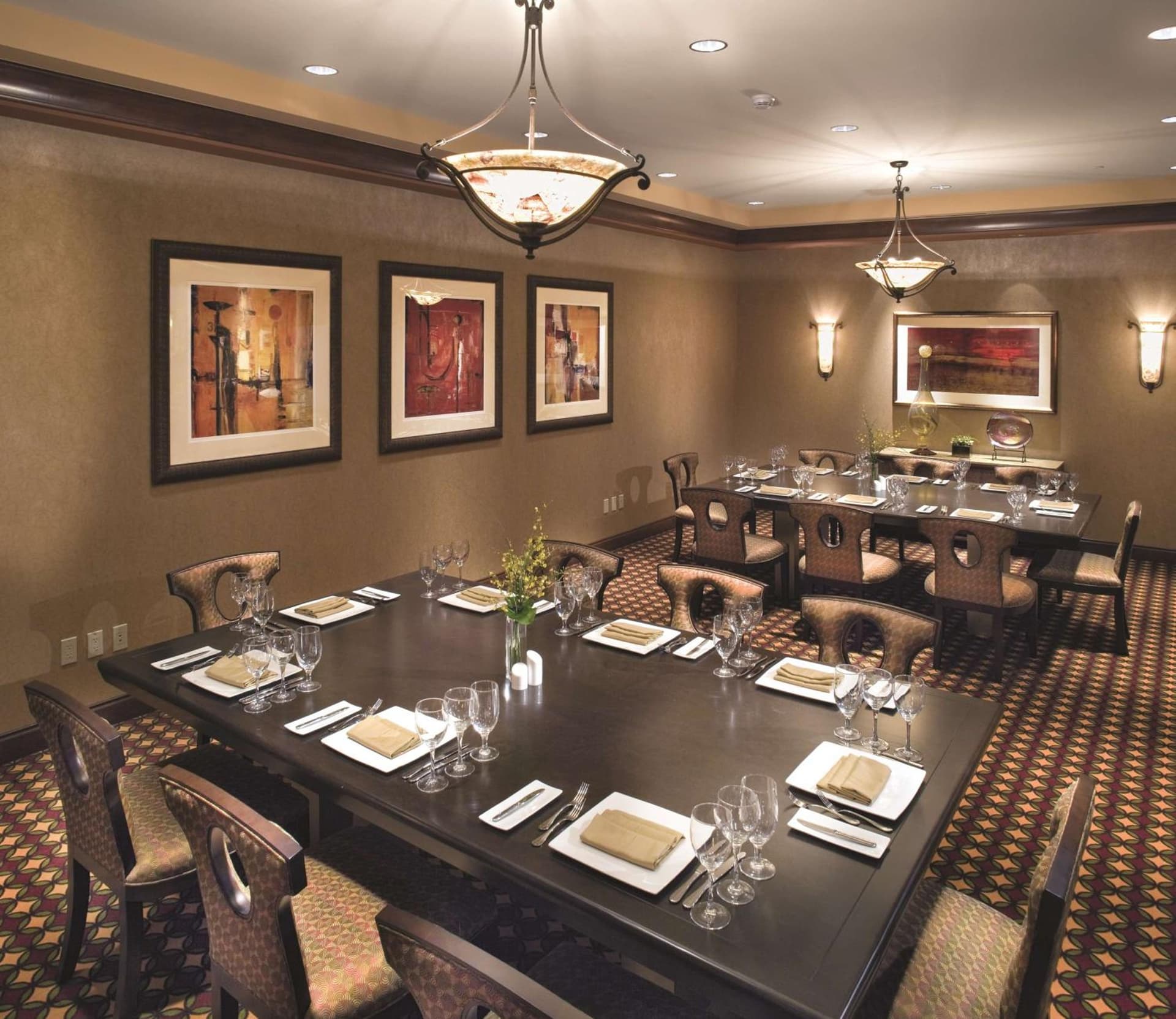 Embassy Suites by Hilton Norman Hotel & Conference Center gallery photo in Norman, OK — image 8
