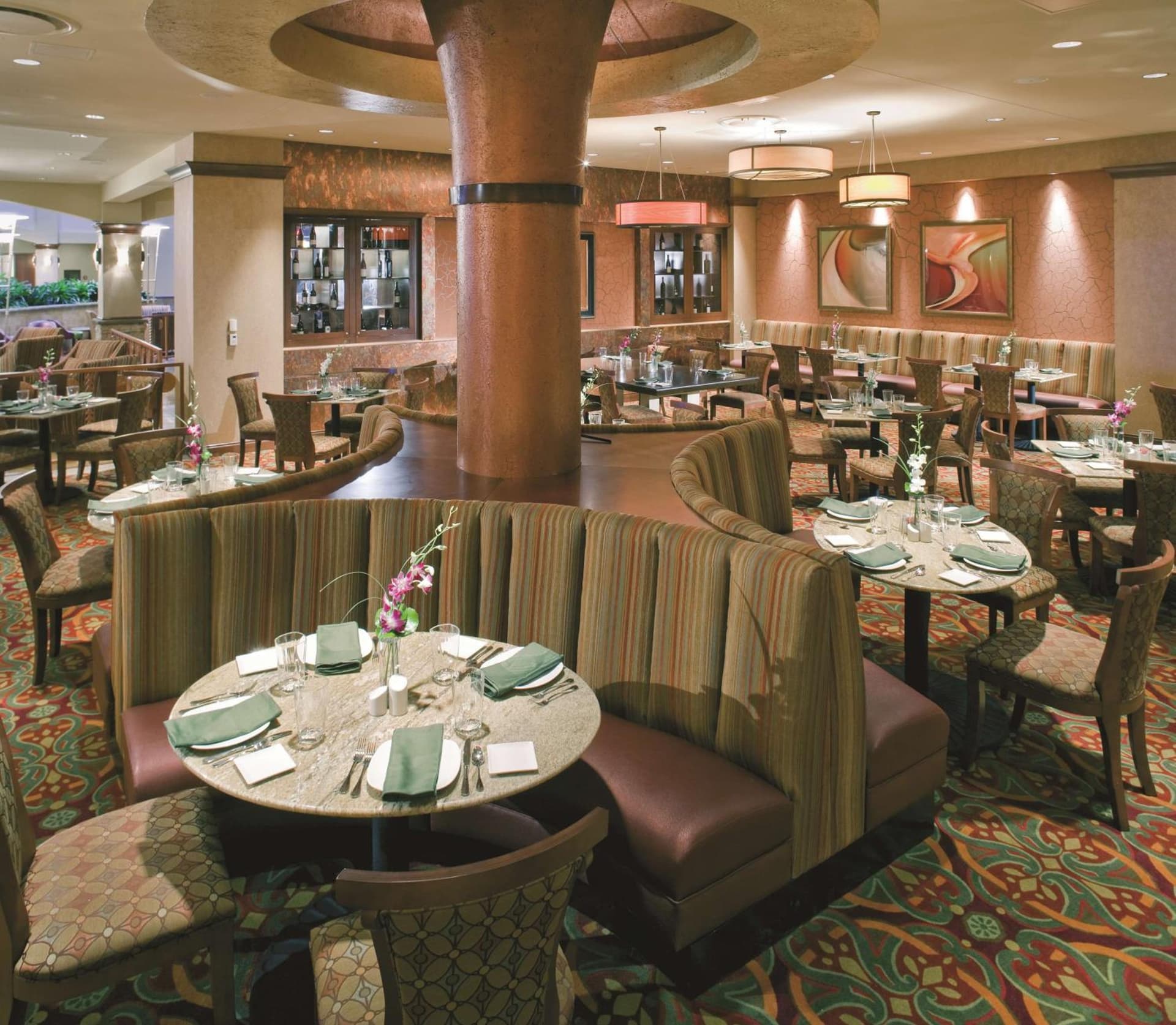 Embassy Suites by Hilton Norman Hotel & Conference Center gallery photo in Norman, OK — image 17