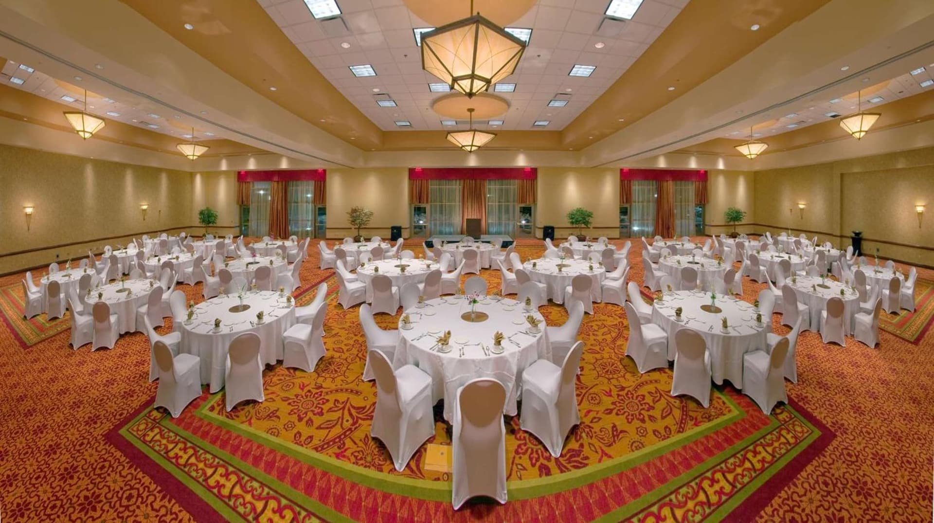 Embassy Suites by Hilton Norman Hotel & Conference Center interior in Norman, OK — gallery photo 2