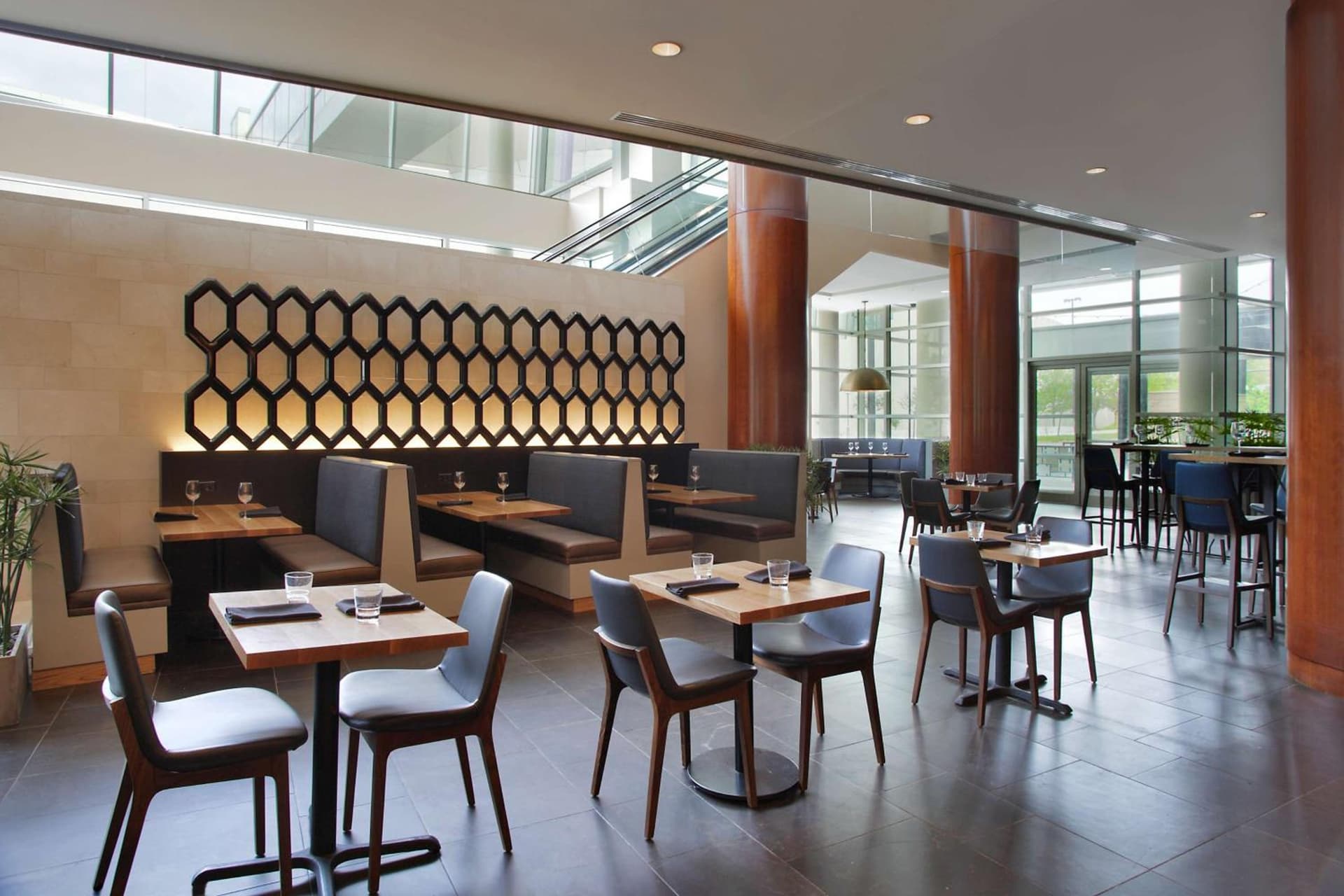 Hilton Omaha gallery photo in Omaha, NE — image 78