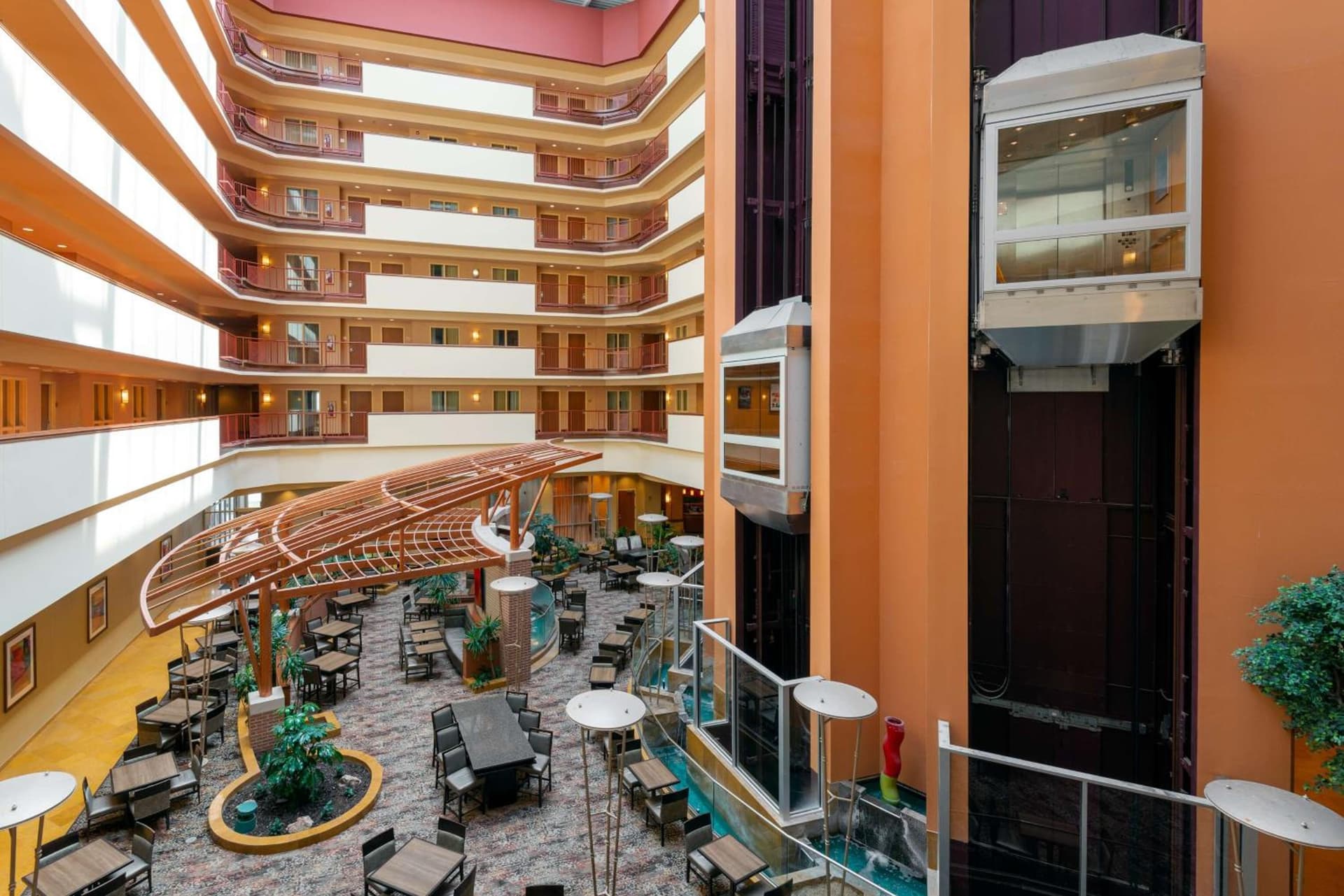 Embassy Suites Omaha- La Vista/ Hotel & Conference Center property views in La Vista, NE — gallery photo 3