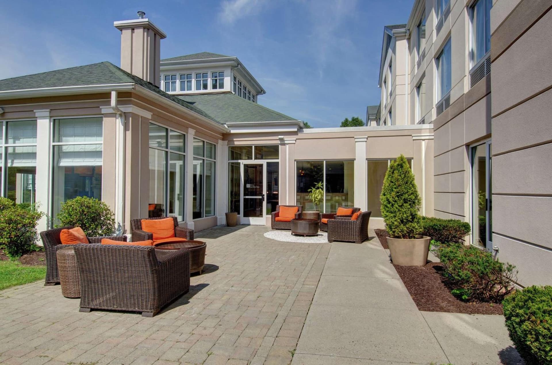 Hilton Garden Inn Norwalk property views in Norwalk, CT — gallery photo 3