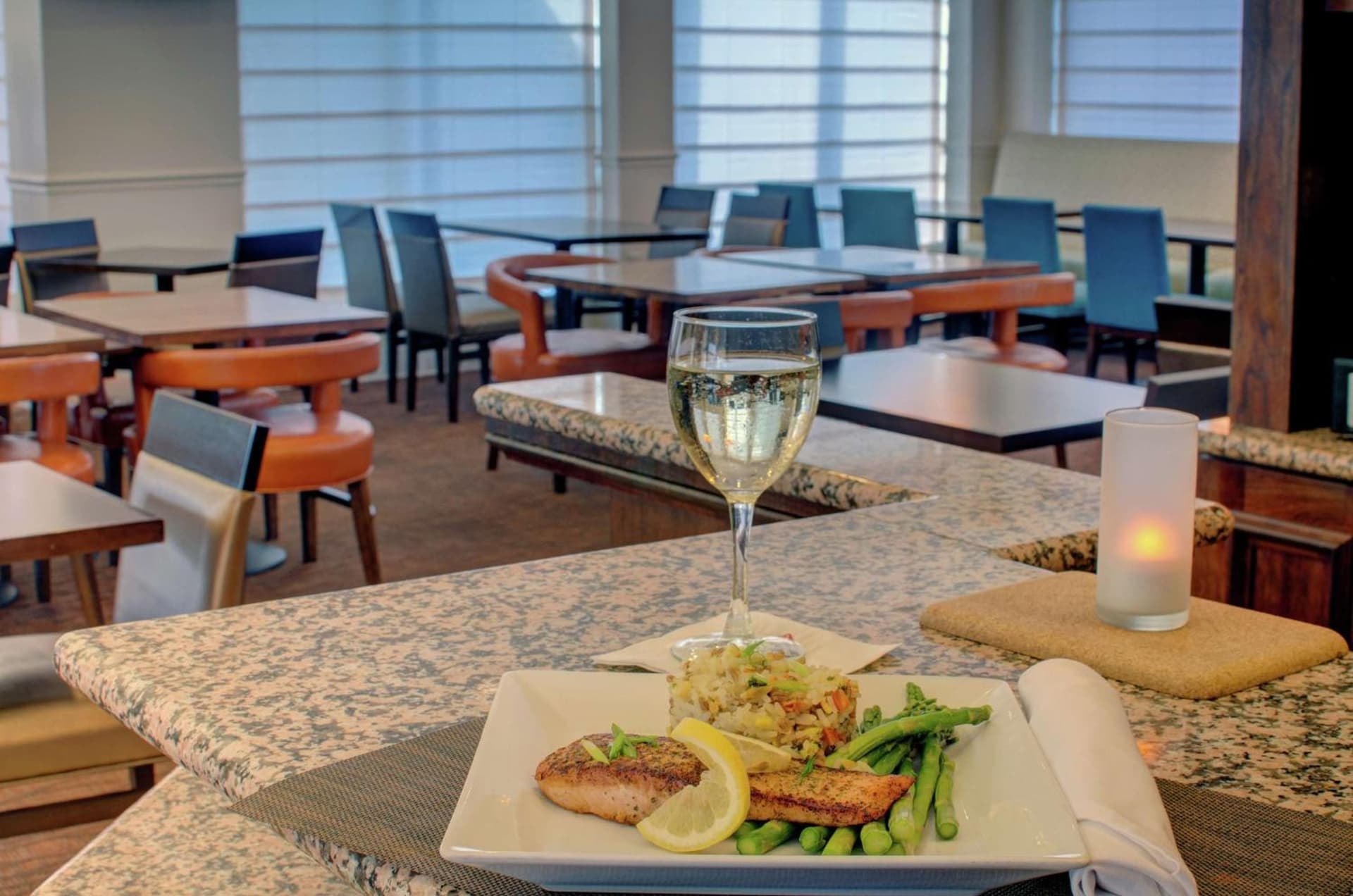 Hilton Garden Inn Norwalk gallery photo in Norwalk, CT — image 12