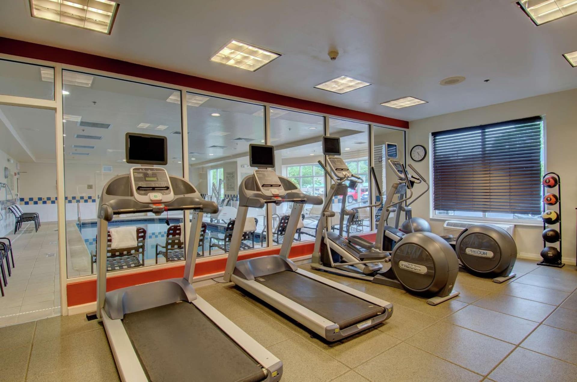Hilton Garden Inn Norwalk gallery photo in Norwalk, CT — image 53