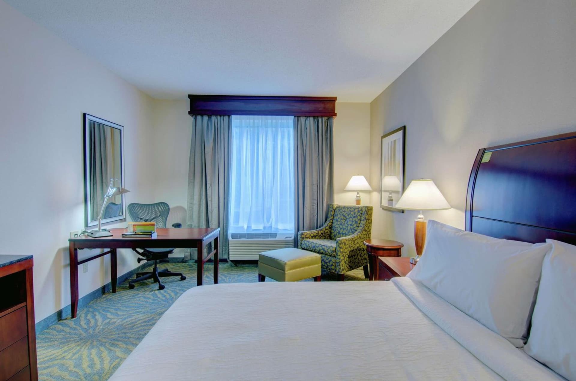 Hilton Garden Inn Norwalk gallery photo in Norwalk, CT — image 55