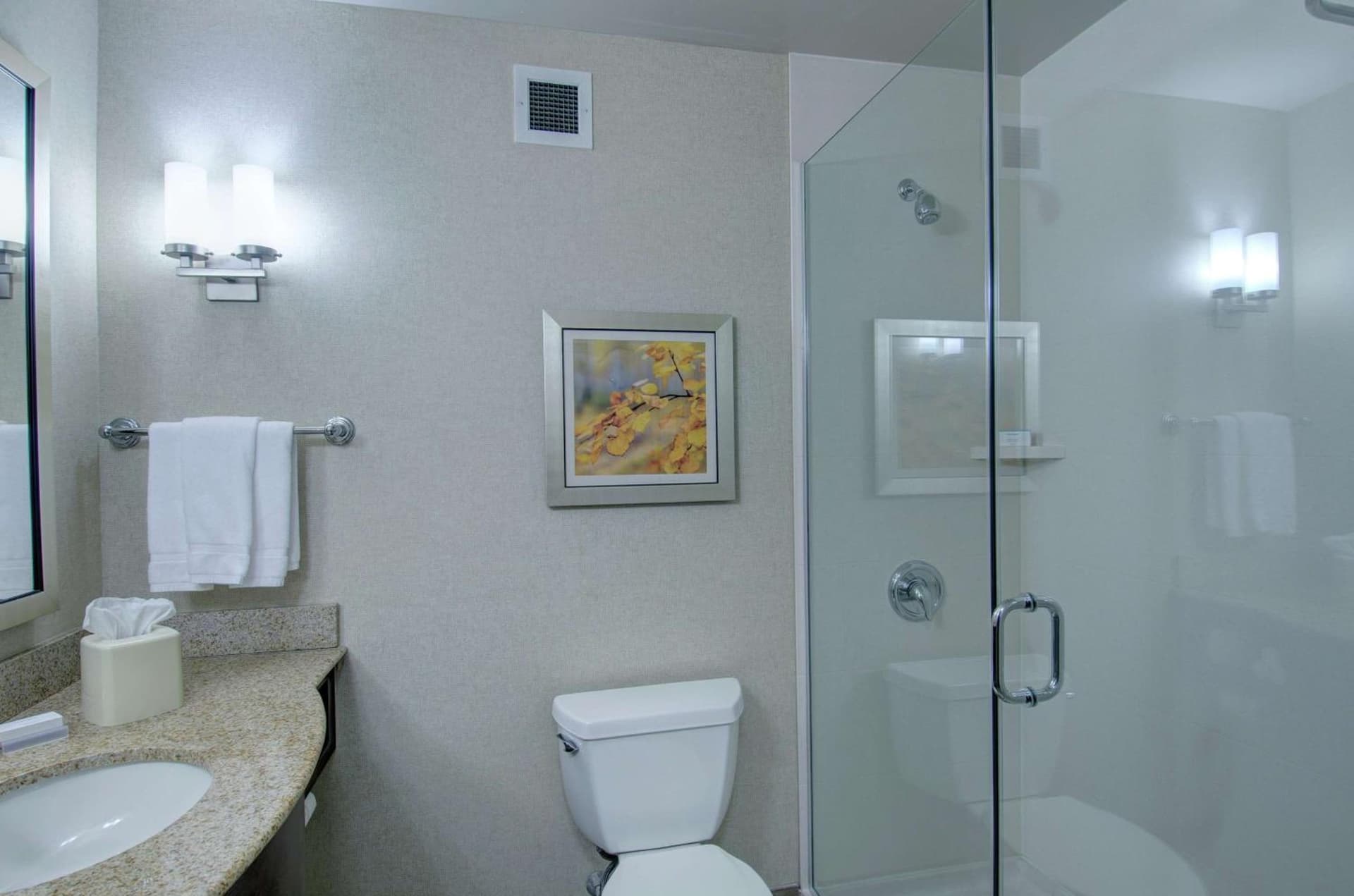Hilton Garden Inn Norwalk gallery photo in Norwalk, CT — image 11