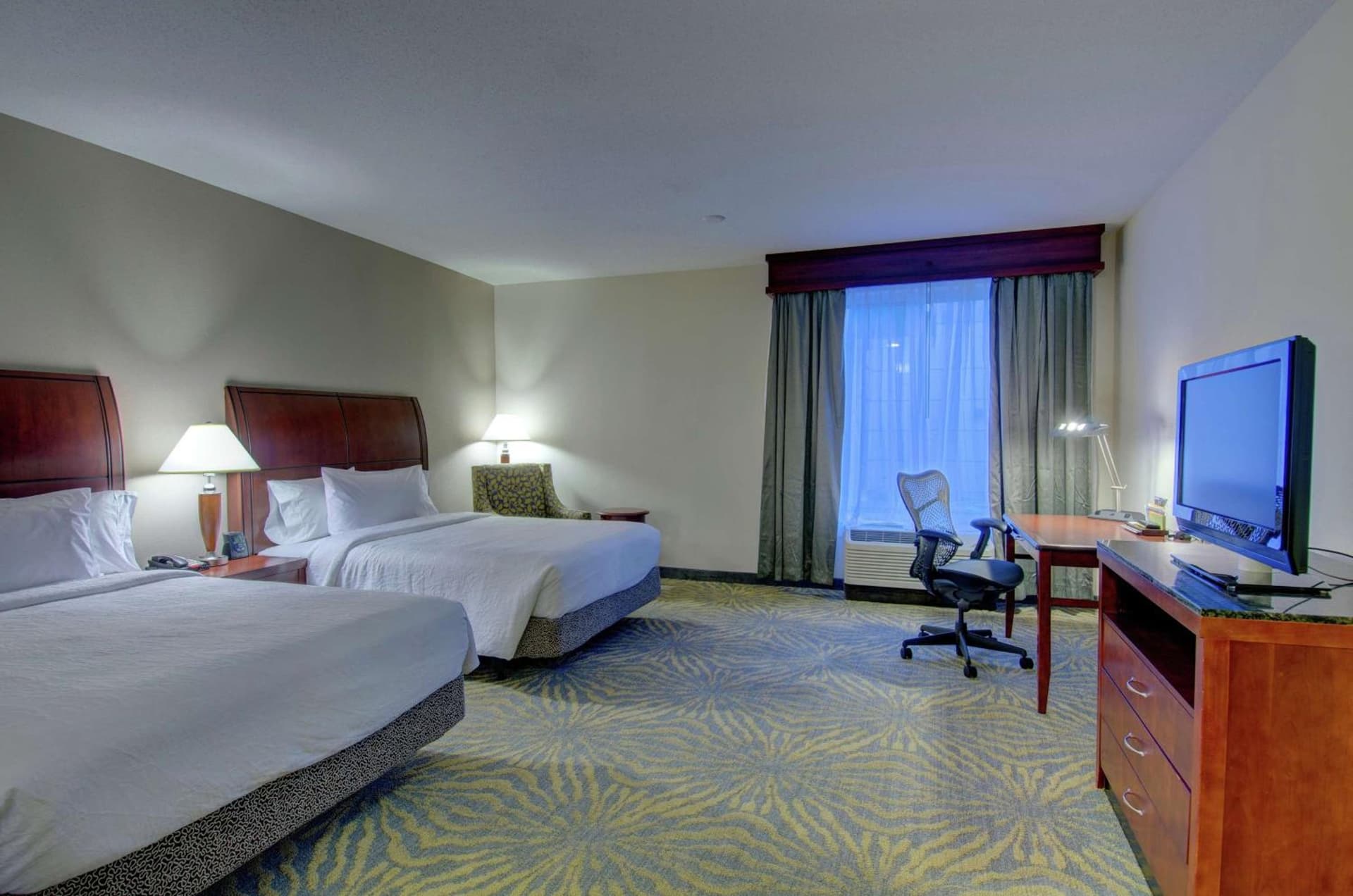Hilton Garden Inn Norwalk gallery photo in Norwalk, CT — image 57