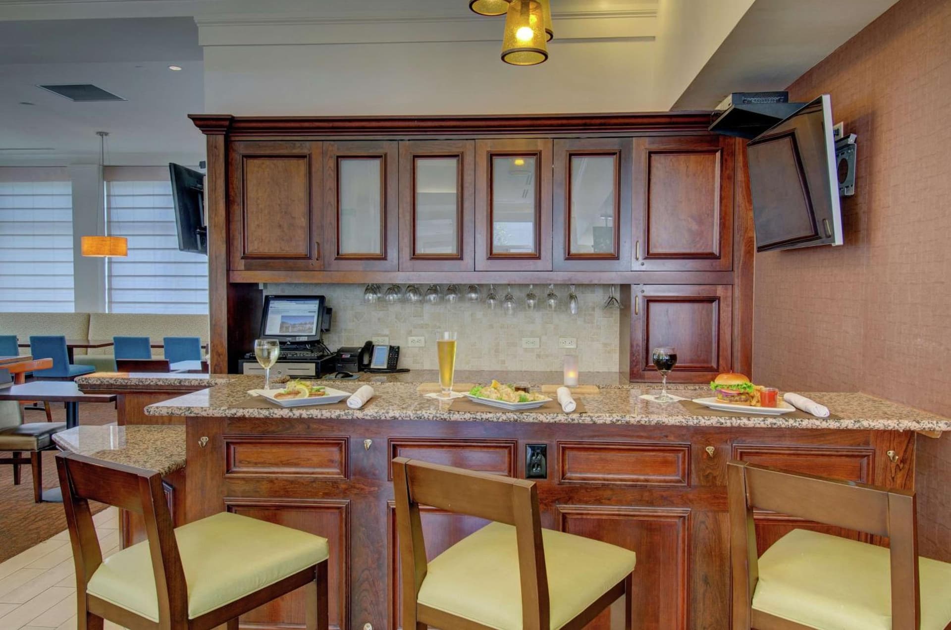 Hilton Garden Inn Norwalk gallery photo in Norwalk, CT — image 65