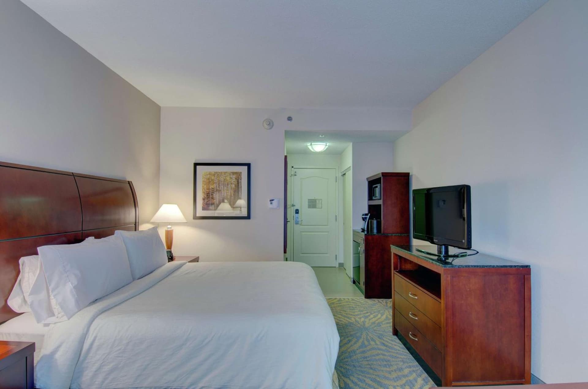 Hilton Garden Inn Norwalk gallery photo in Norwalk, CT — image 61