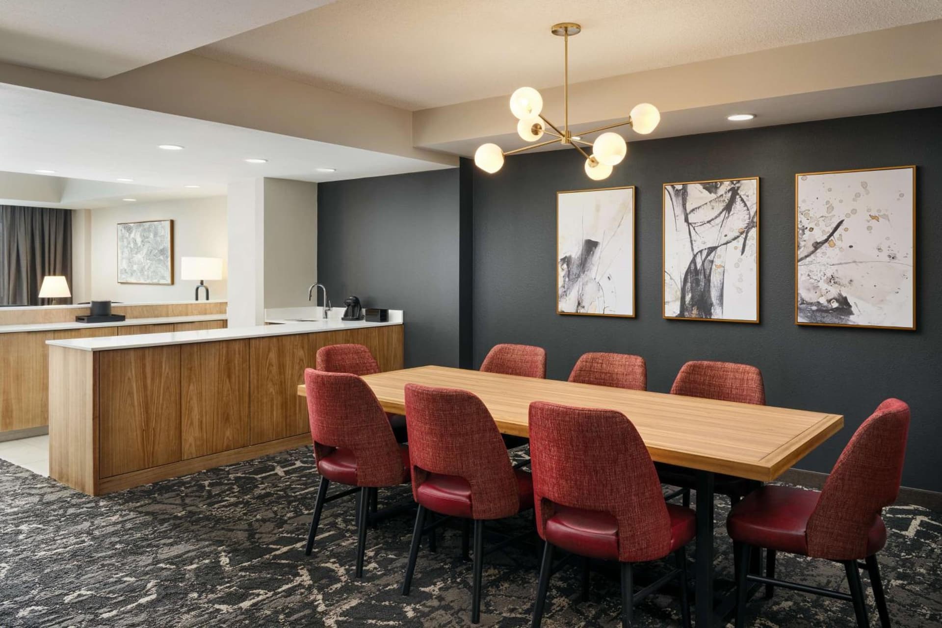 Embassy Suites by Hilton Hampton Convention Center gallery photo in Hampton, VA — image 23