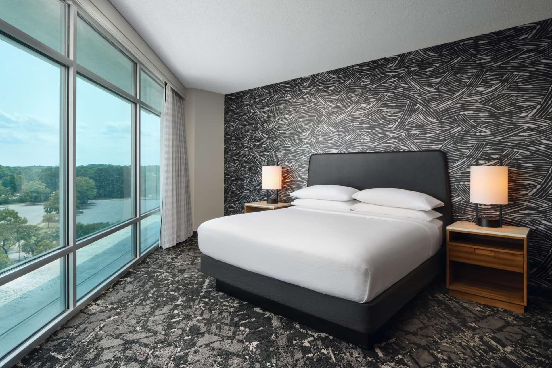 Embassy Suites by Hilton Hampton Convention Center gallery photo in Hampton, VA — image 42