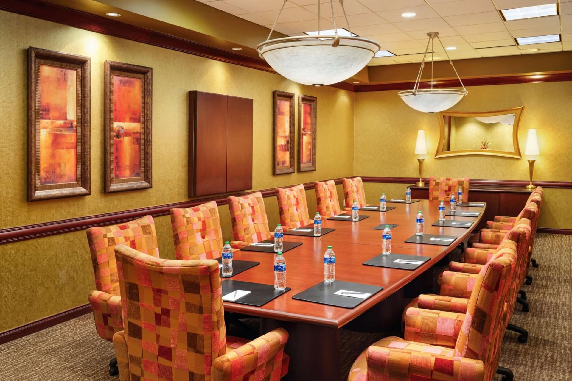 Embassy Suites by Hilton Hampton Convention Center gallery photo in Hampton, VA — image 37