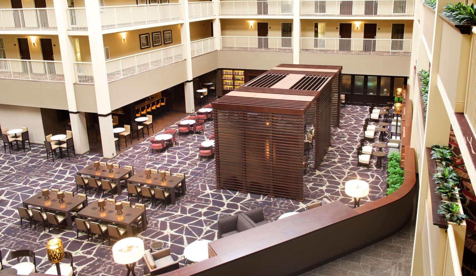 Embassy Suites by Hilton Philadelphia Airport gallery photo in Philadelphia, PA — image 41