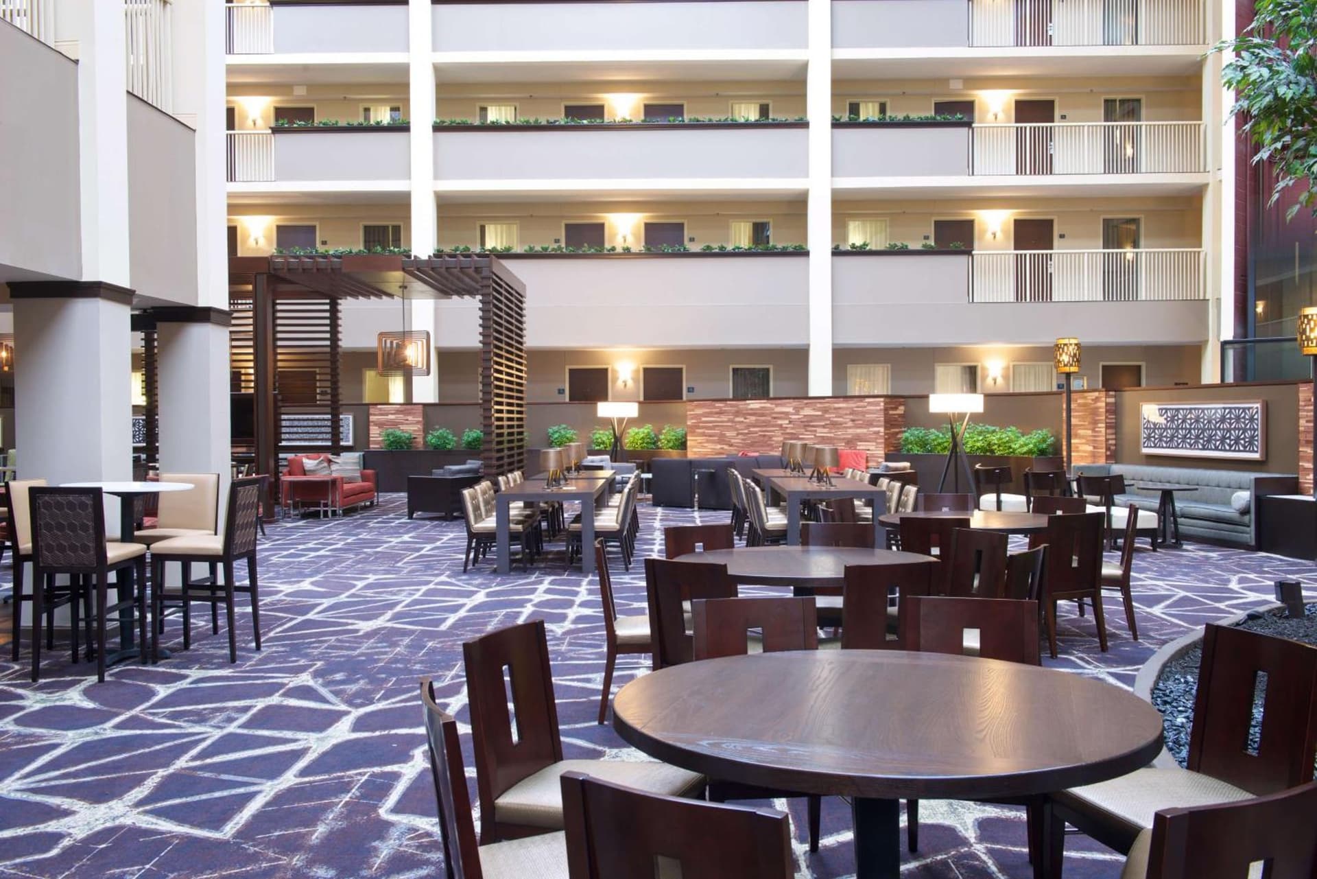 Embassy Suites by Hilton Philadelphia Airport gallery photo in Philadelphia, PA — image 51