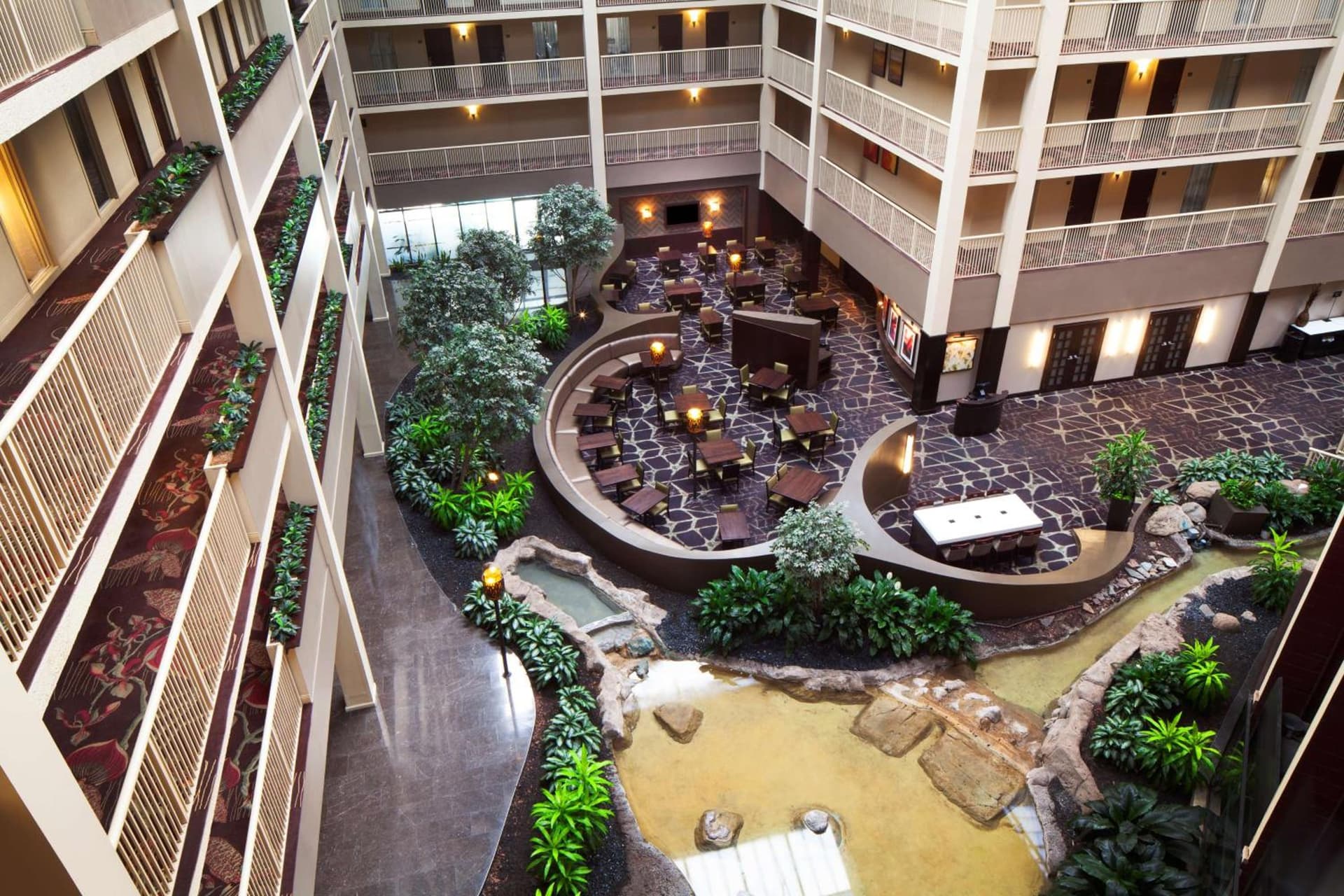 Embassy Suites by Hilton Philadelphia Airport gallery photo in Philadelphia, PA — image 22