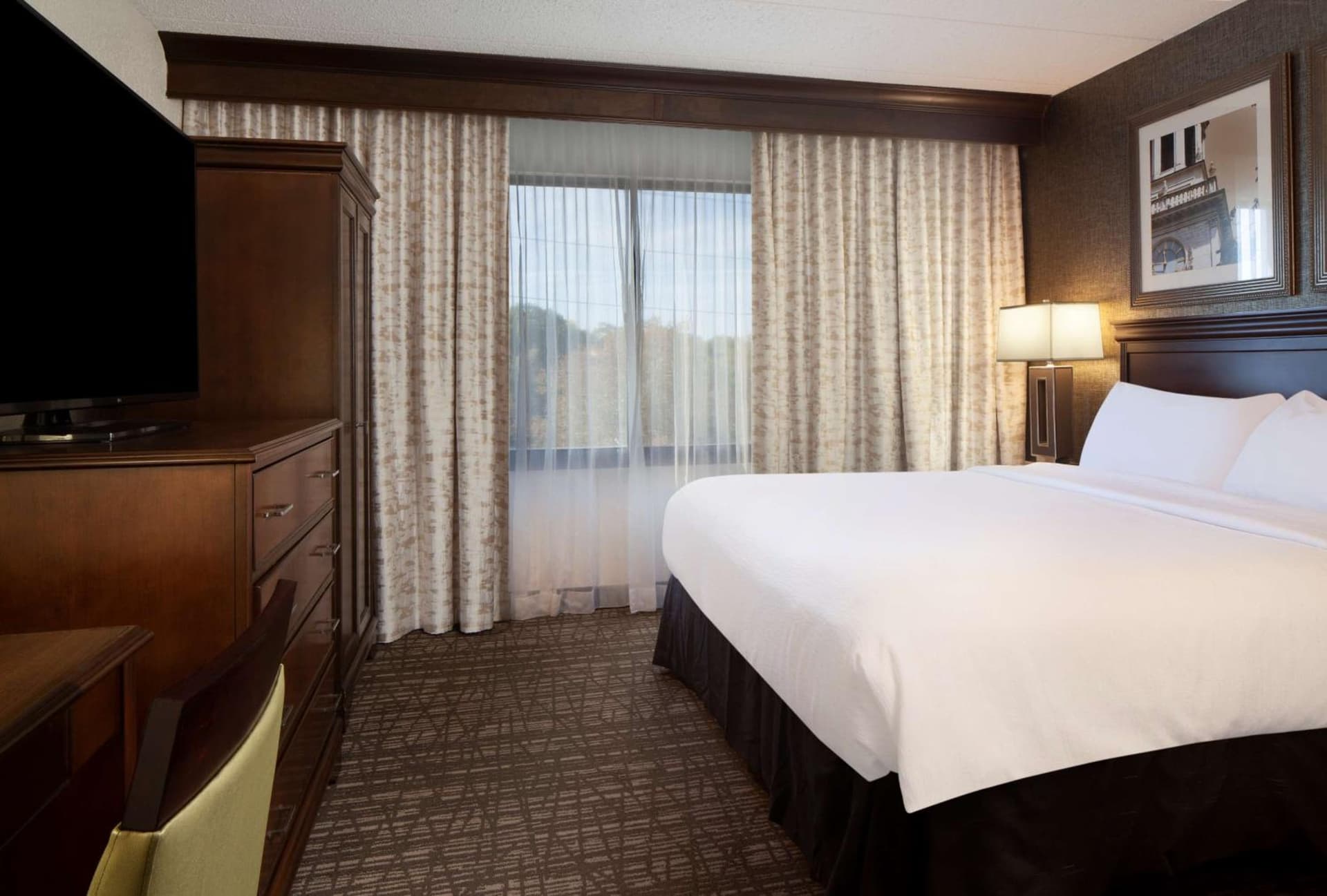 Embassy Suites by Hilton Philadelphia Airport gallery photo in Philadelphia, PA — image 54