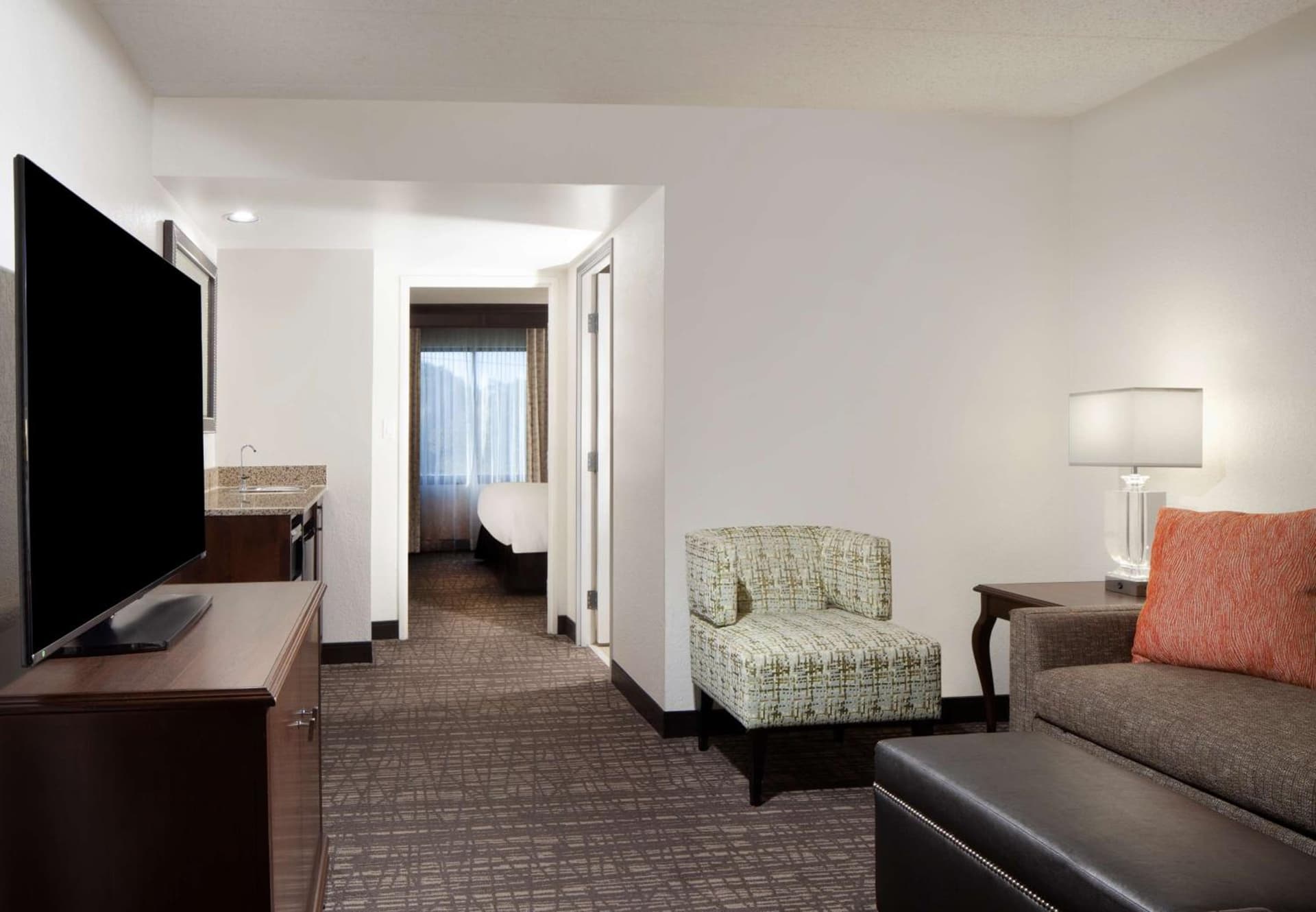 Embassy Suites by Hilton Philadelphia Airport gallery photo in Philadelphia, PA — image 38
