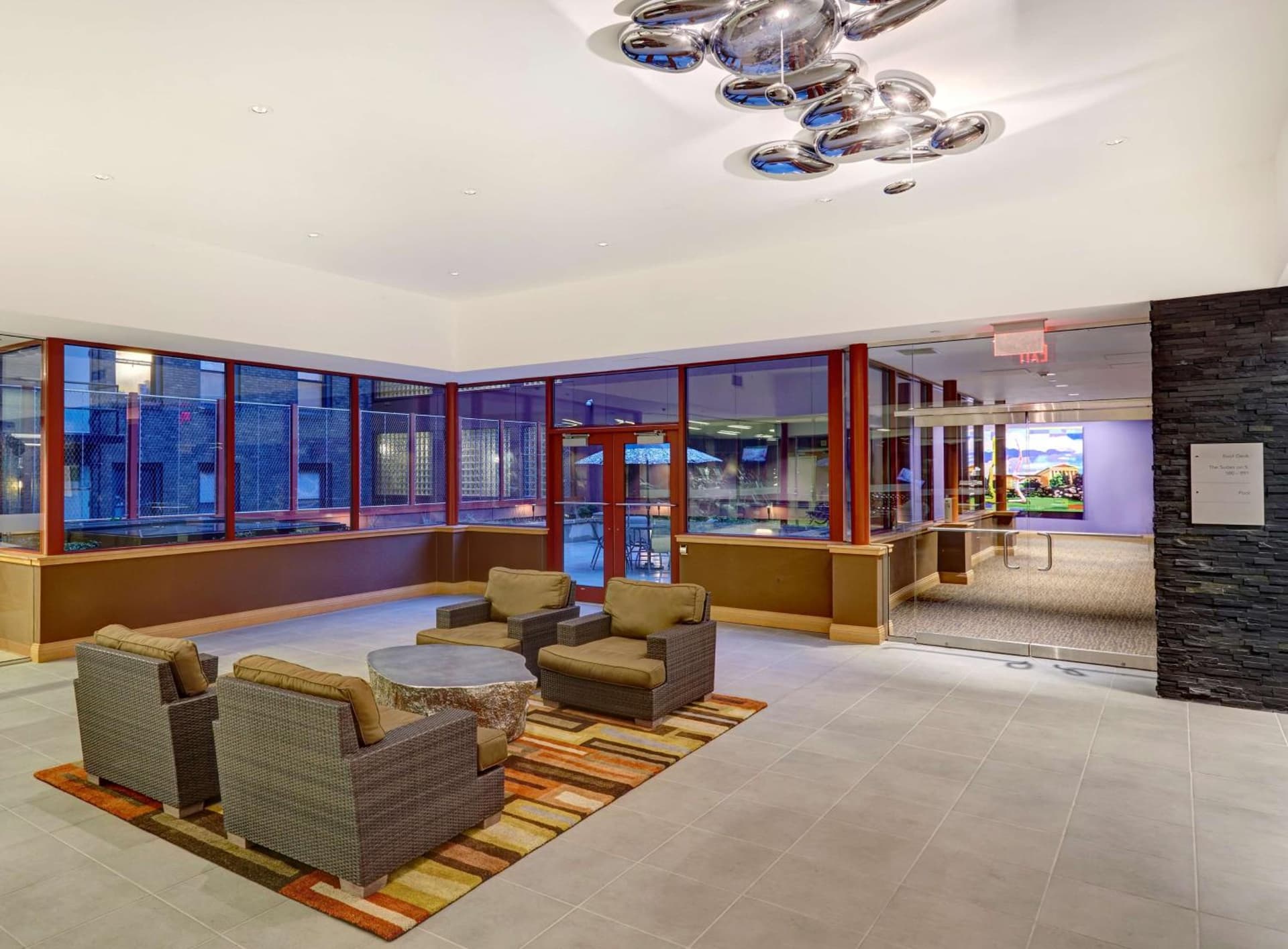 DoubleTree by Hilton Hotel Philadelphia Center City gallery photo in Philadelphia, PA — image 4
