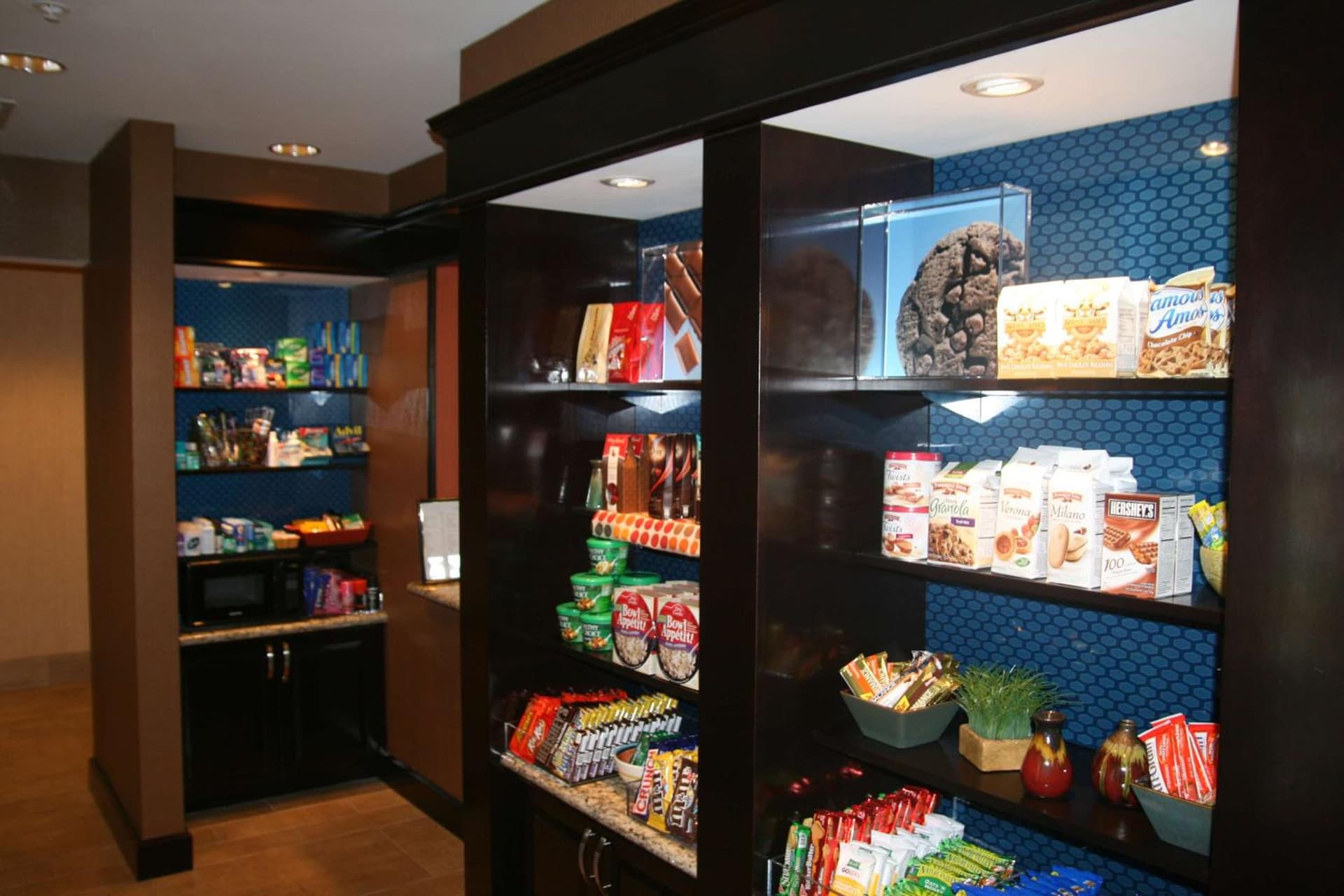 Hampton Inn & Suites Phoenix Chandler Fashion Center gallery photo in Chandler, AZ — image 17