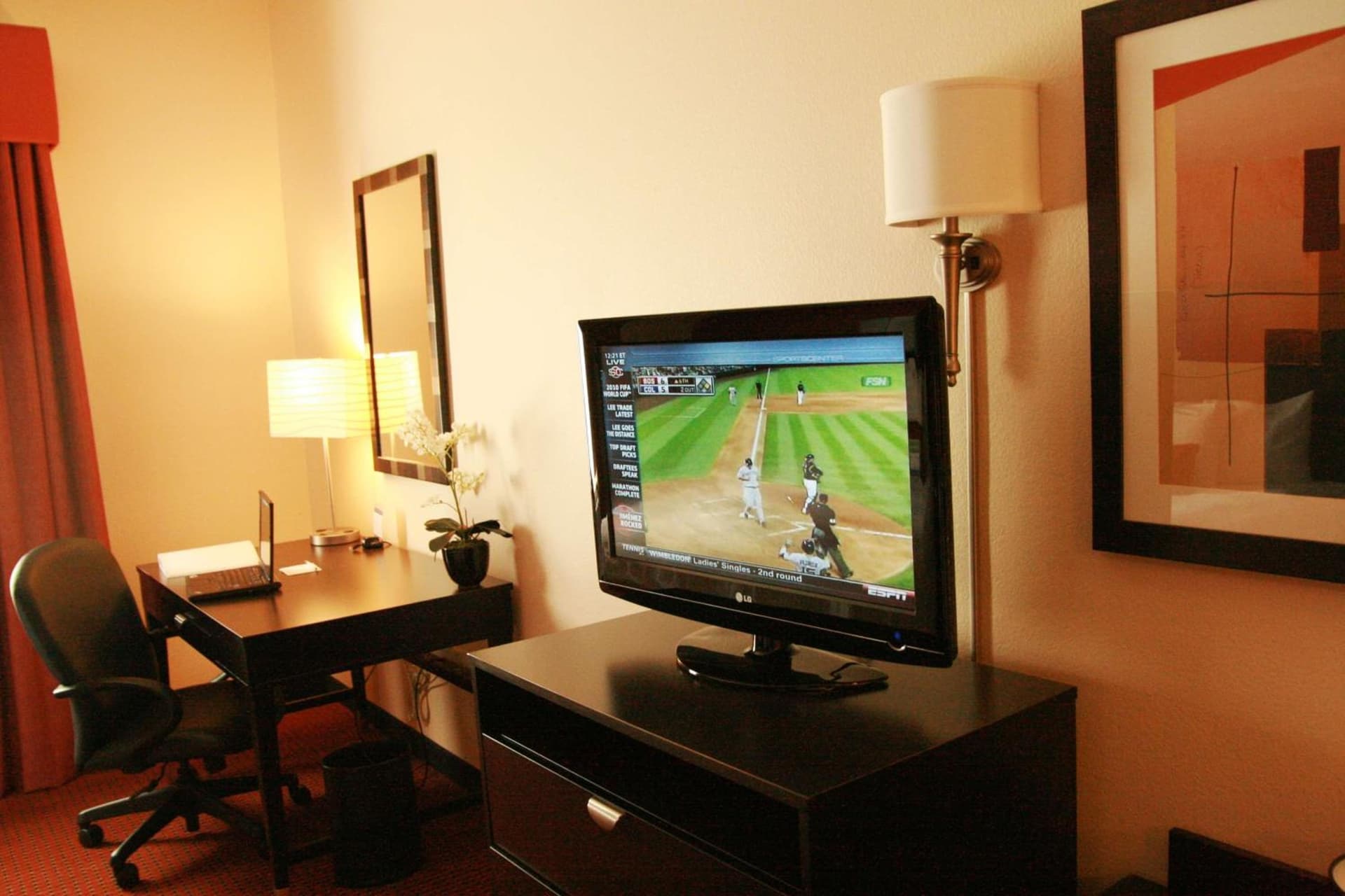 Hampton Inn & Suites Phoenix Chandler Fashion Center gallery photo in Chandler, AZ — image 16