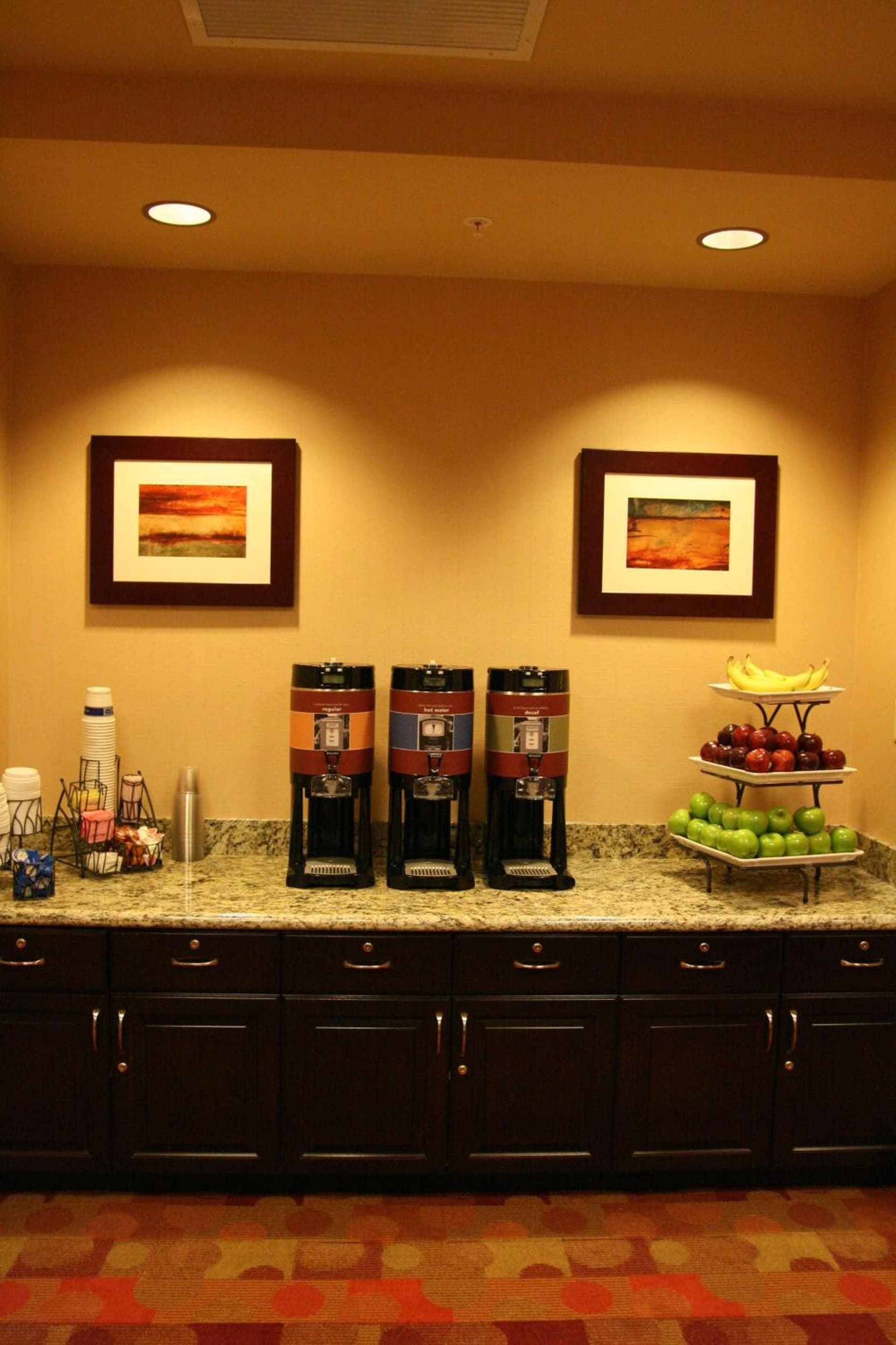 Hampton Inn & Suites Phoenix Chandler Fashion Center gallery photo in Chandler, AZ — image 12