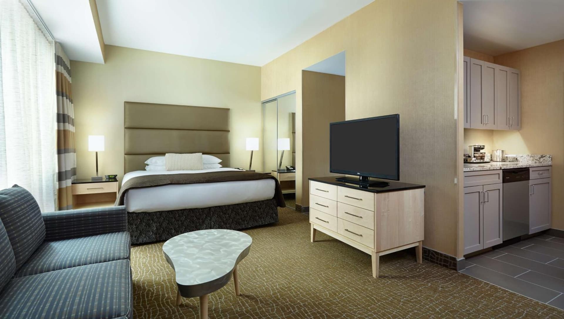 DoubleTree by Hilton Hotel Philadelphia Center City gallery photo in Philadelphia, PA — image 36