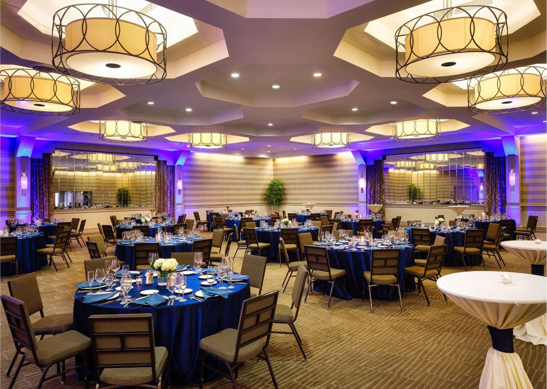 DoubleTree by Hilton Hotel Philadelphia Center City gallery photo in Philadelphia, PA — image 23