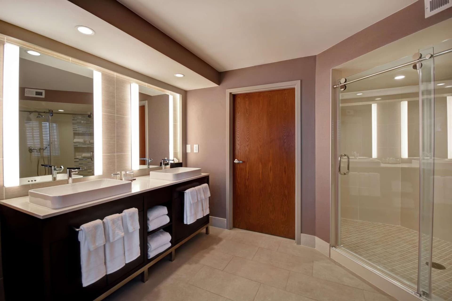 Embassy Suites by Hilton Raleigh Durham Research Triangle gallery photo in Cary, NC — image 86