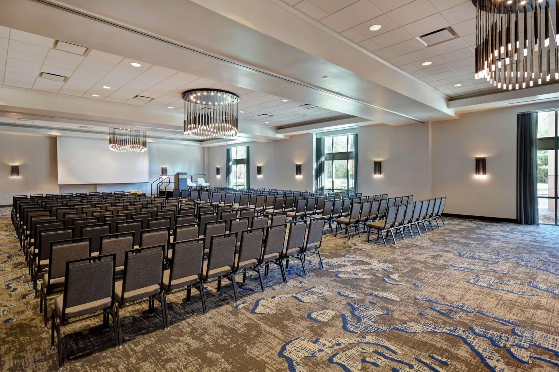 Embassy Suites by Hilton Raleigh Durham Research Triangle gallery photo in Cary, NC — image 64