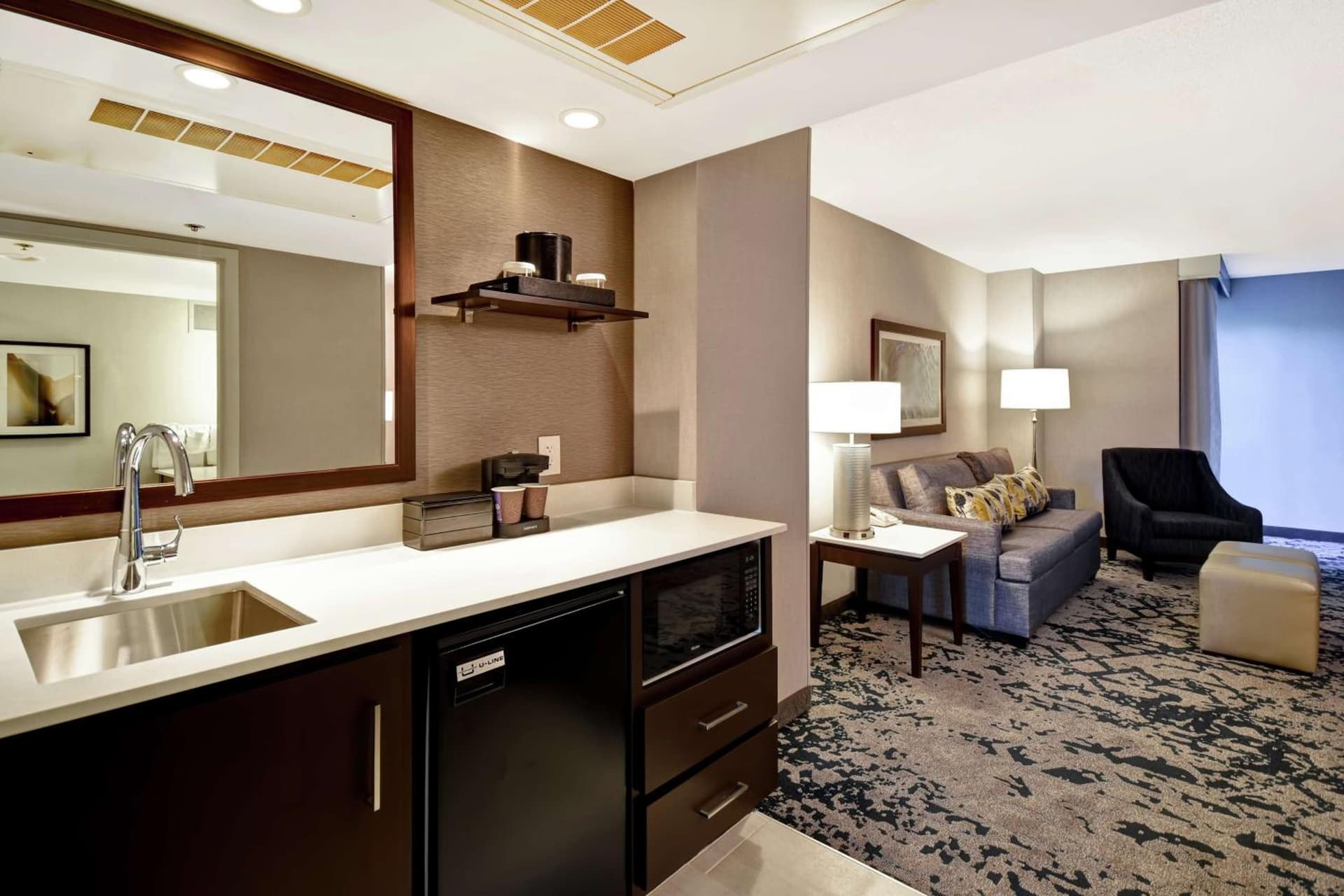 Embassy Suites by Hilton Raleigh Durham Research Triangle gallery photo in Cary, NC — image 38
