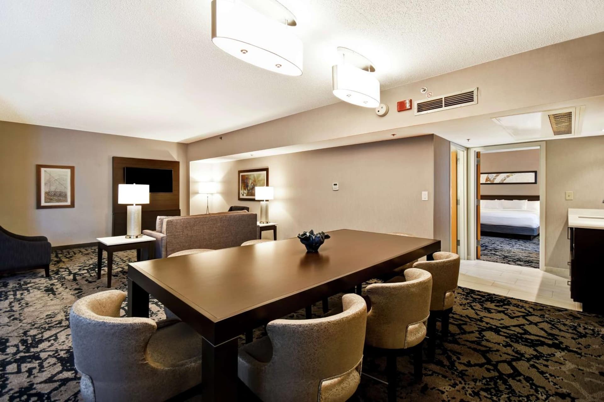 Embassy Suites by Hilton Raleigh Durham Research Triangle gallery photo in Cary, NC — image 52