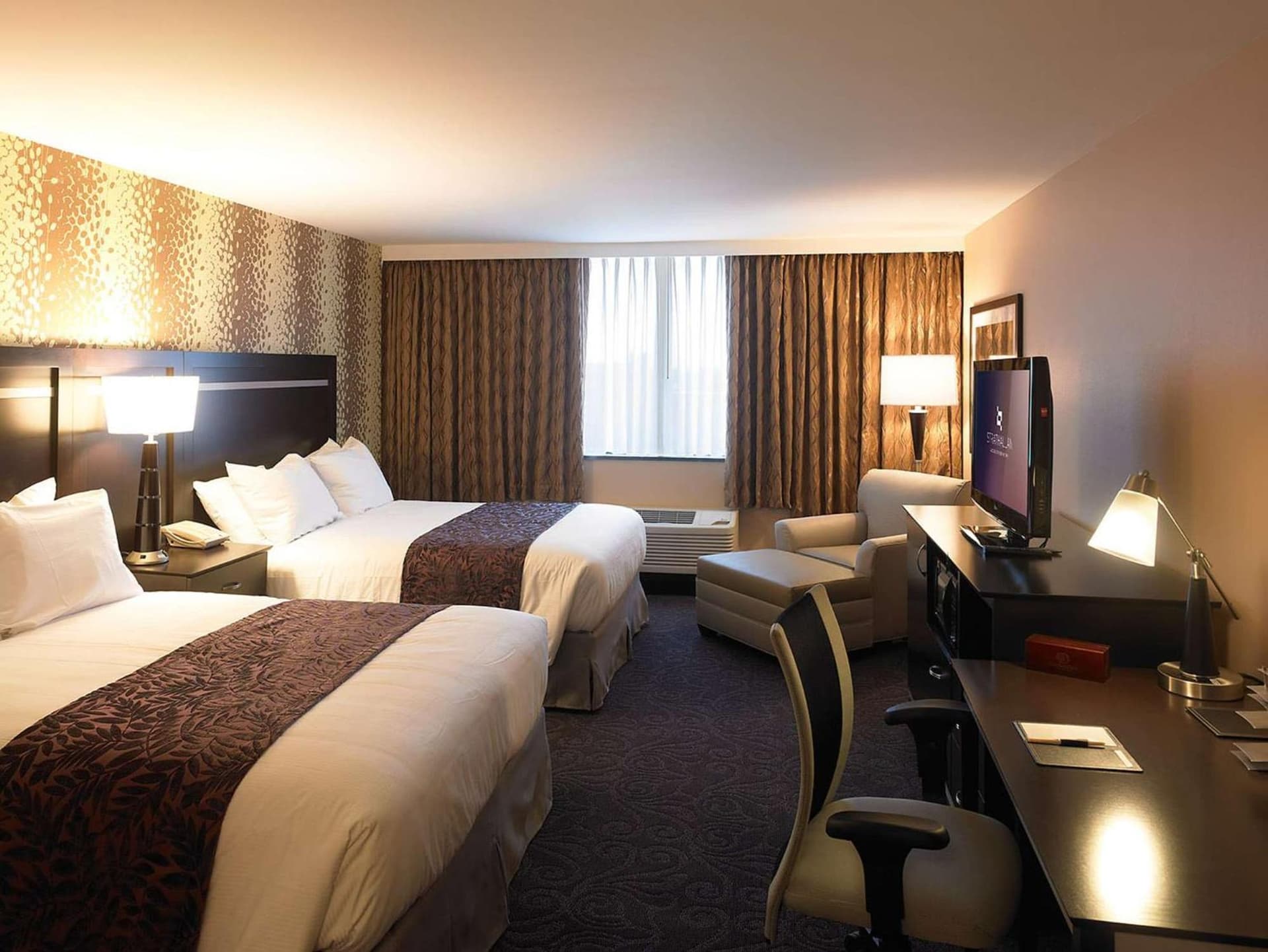 The Strathallan Rochester Hotel & Spa, Tapestry by Hilton gallery photo in Rochester, NY — image 11