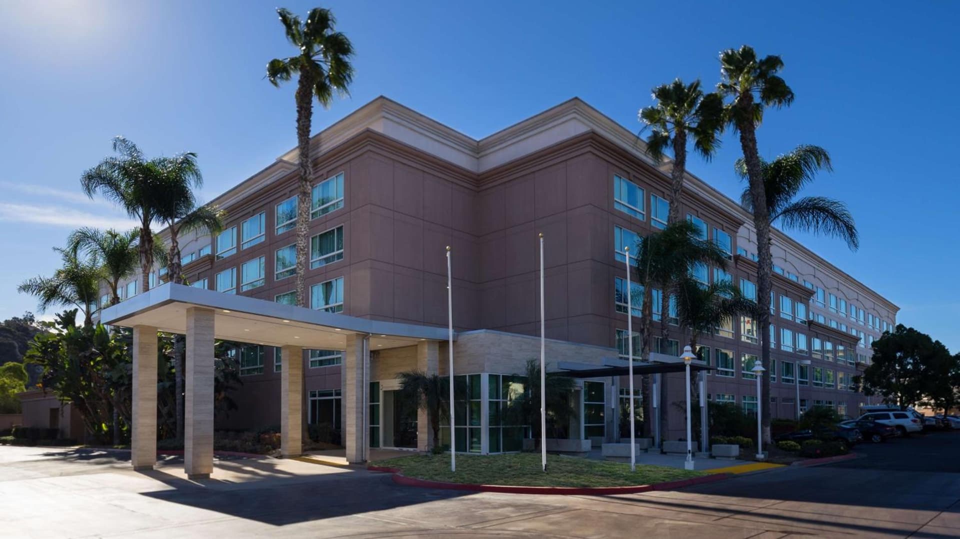 DoubleTree by Hilton San Diego Del Mar featured exterior or lobby in San Diego, CA — similar hotel