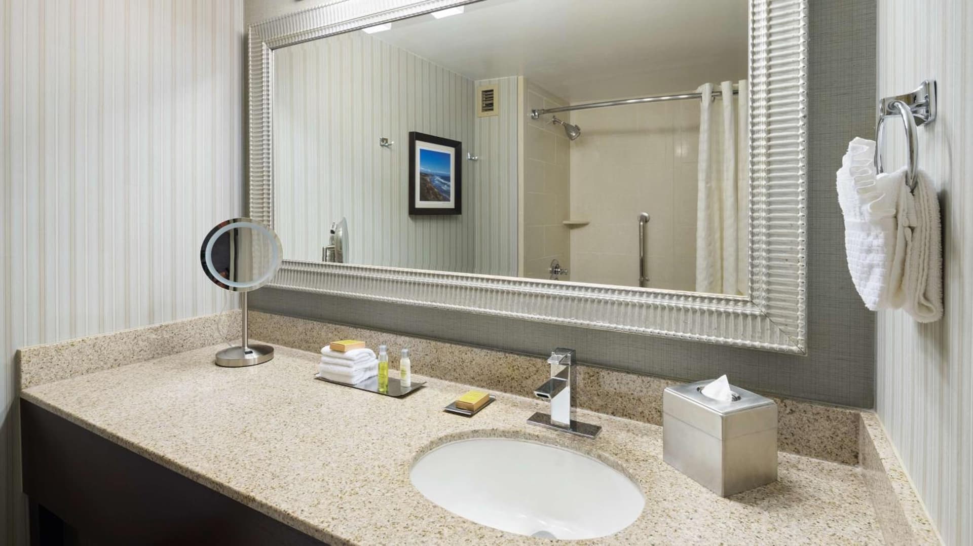 DoubleTree by Hilton San Diego Del Mar gallery photo in San Diego, CA — image 27