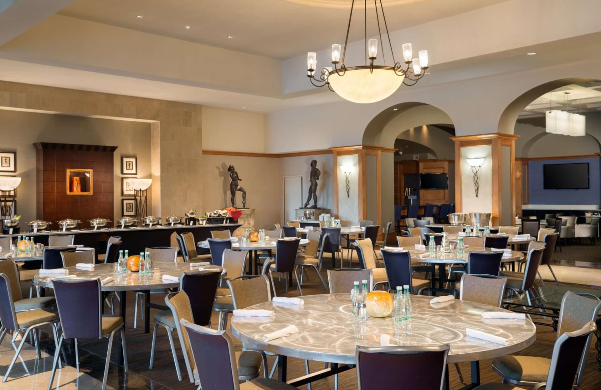 Hilton Santa Clara - Newly Renovated gallery photo in Santa Clara, CA — image 38