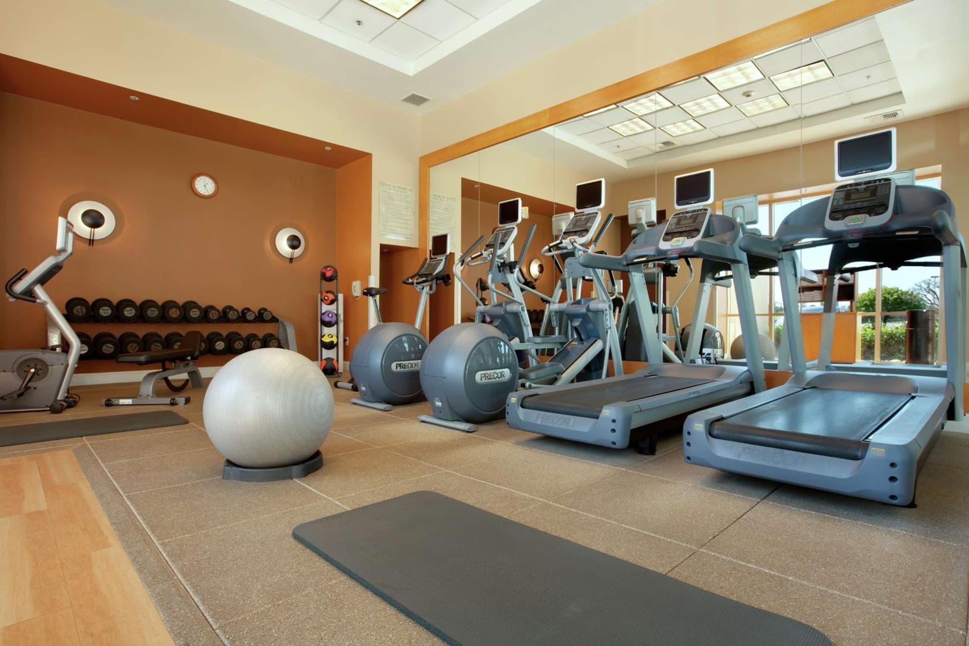 Hilton Santa Clara - Newly Renovated gallery photo in Santa Clara, CA — image 34